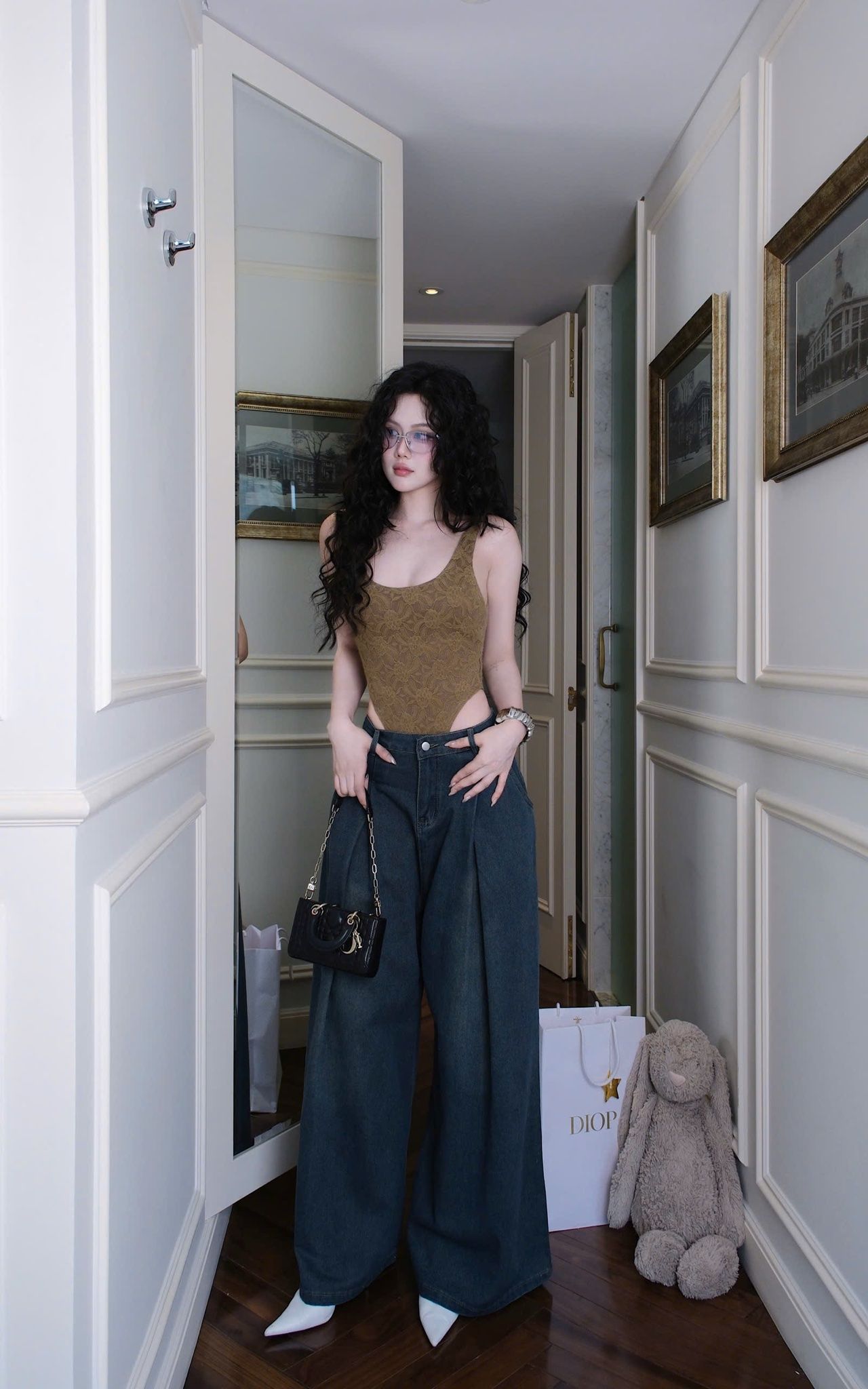 Áo Bodysuit Ren Thêu Hoa