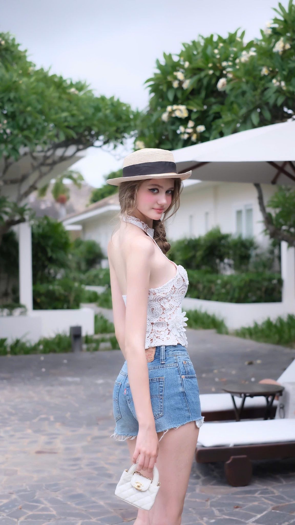 Áo Yếm Ren Kết Hoa