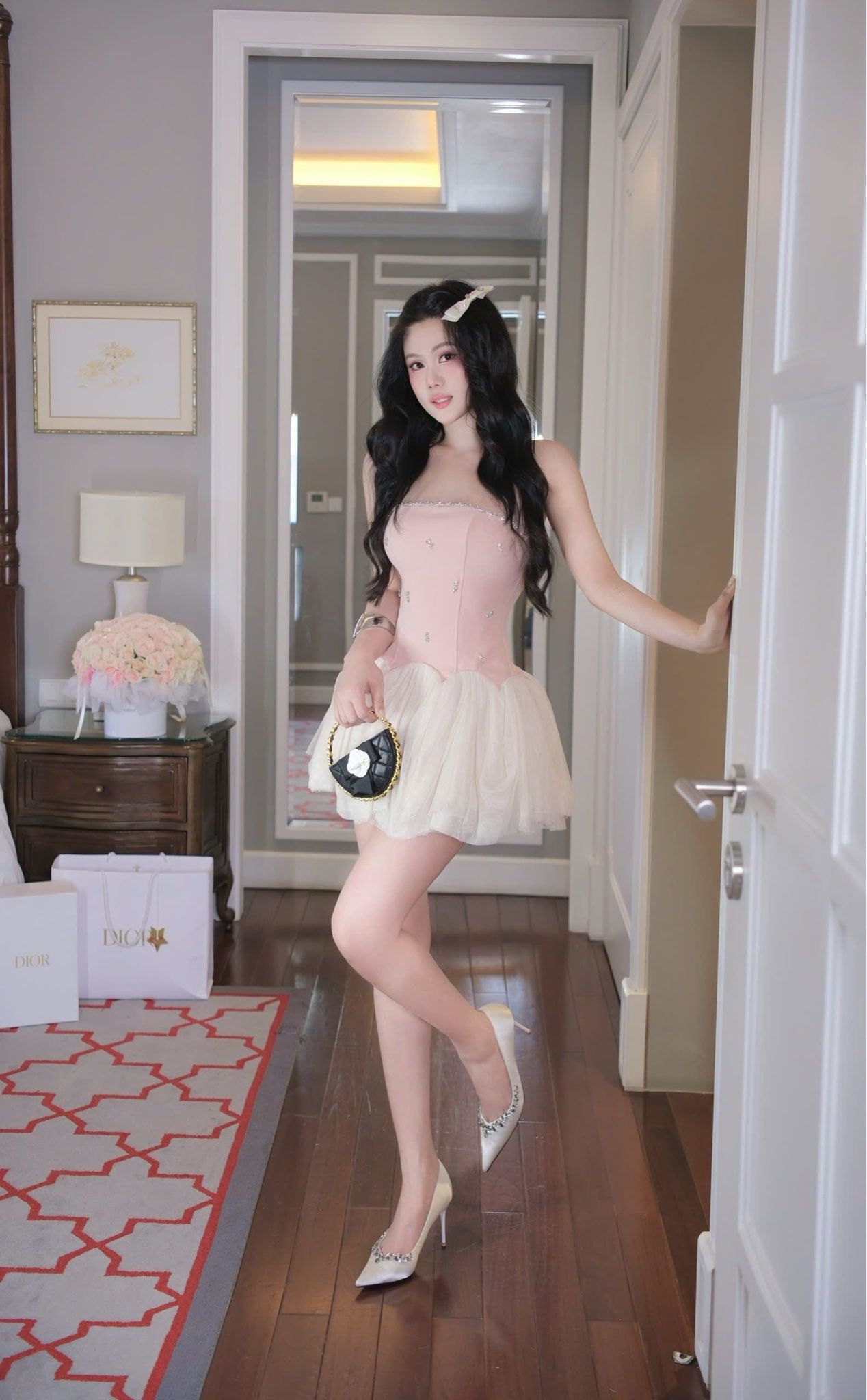 Đầm Cup Kết Viền Đá