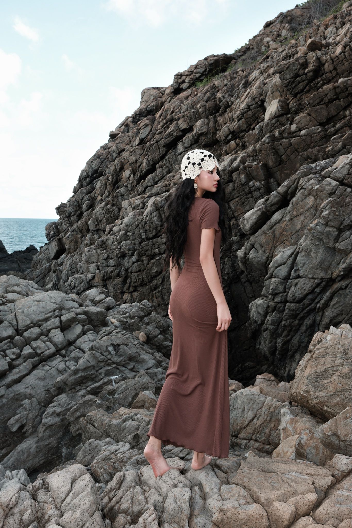 Đầm Thun Viền Bèo Tay Con
