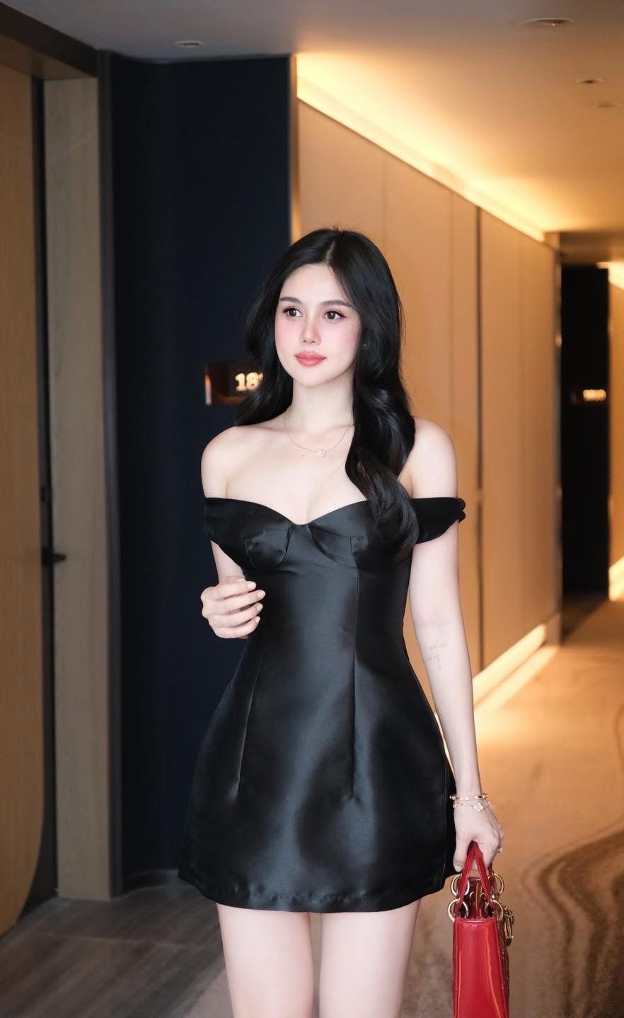 Đầm Xòe Tacta Bẹt Vai