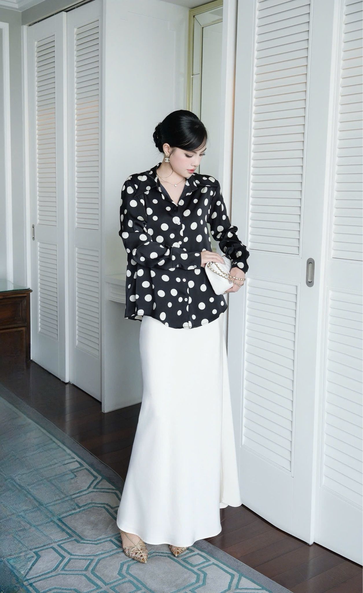 Áo SM Chấm Bi To