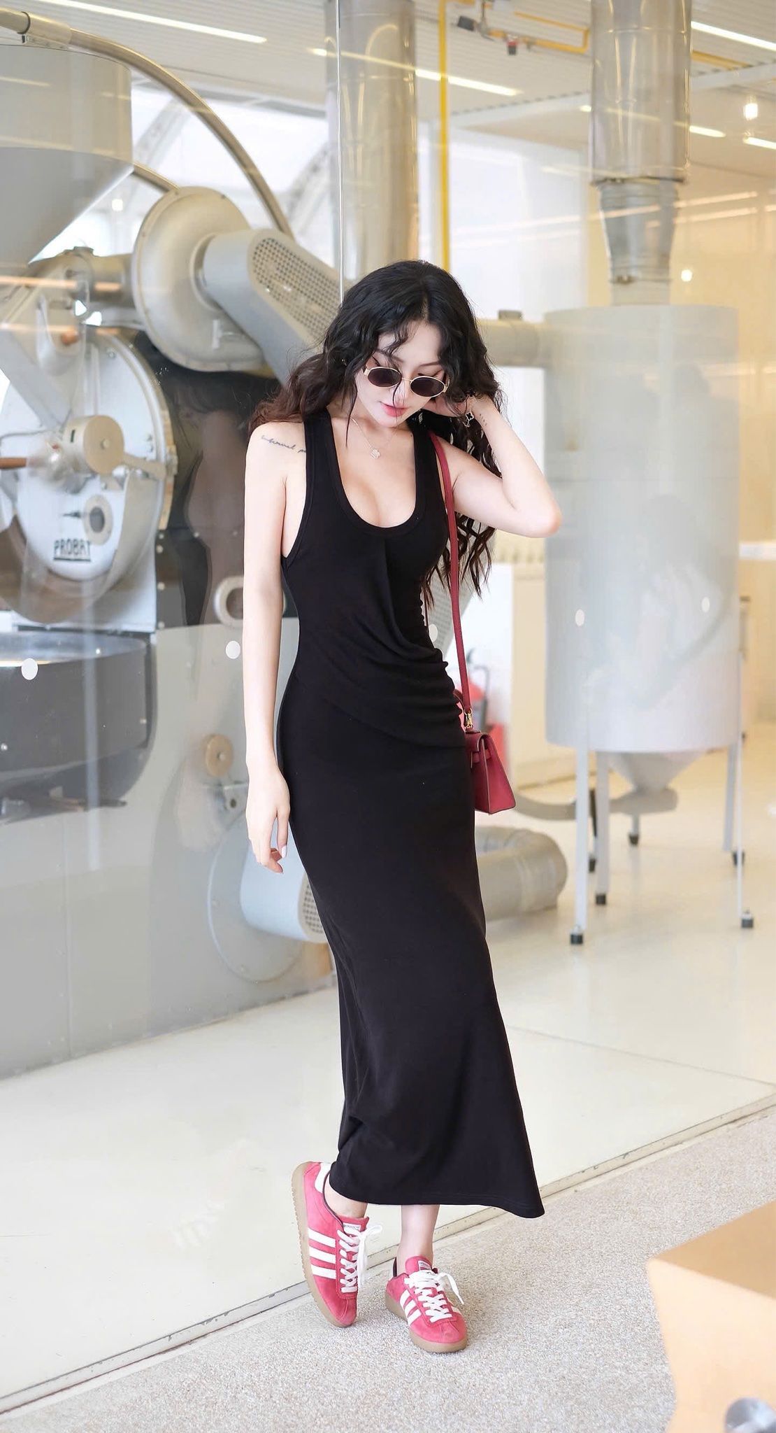 Đầm Thun Cổ U Đắp Chéo