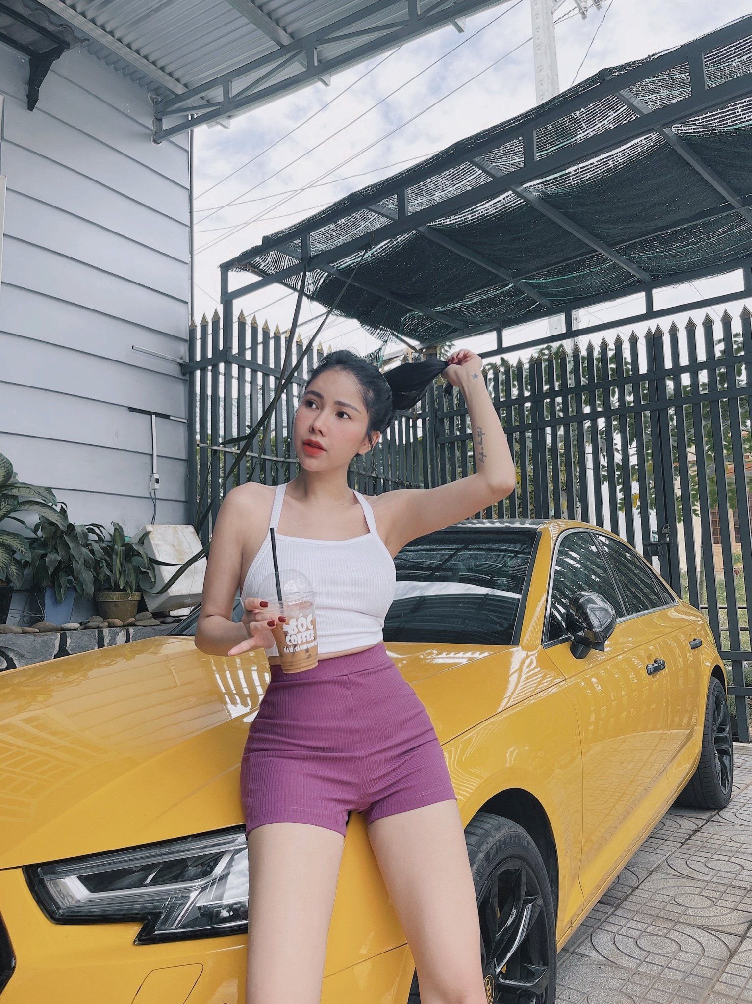 Áo 2S Cổ Yếm
