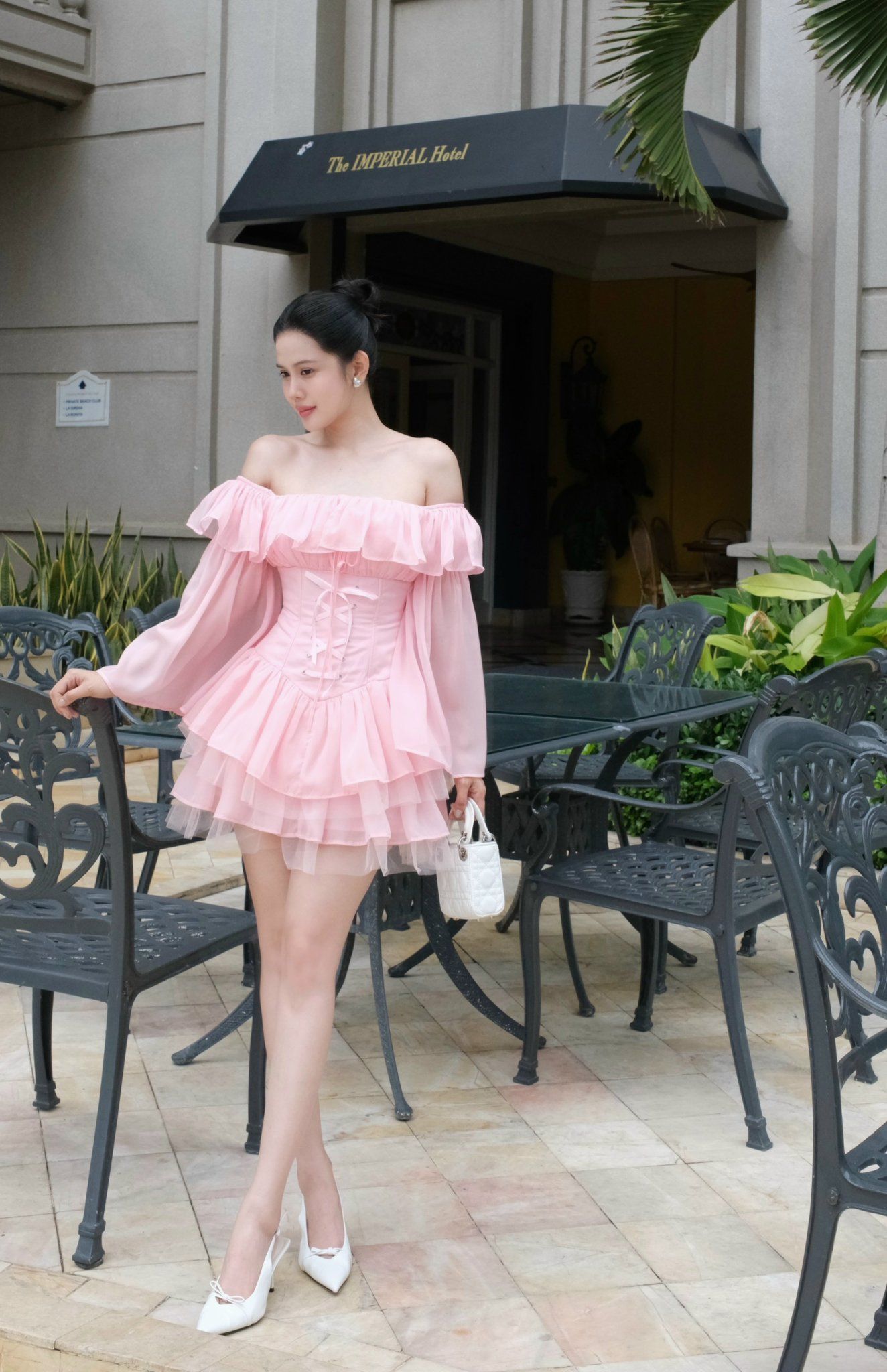 Đầm Xòe Bèo Bẹt Vai Đan Dây