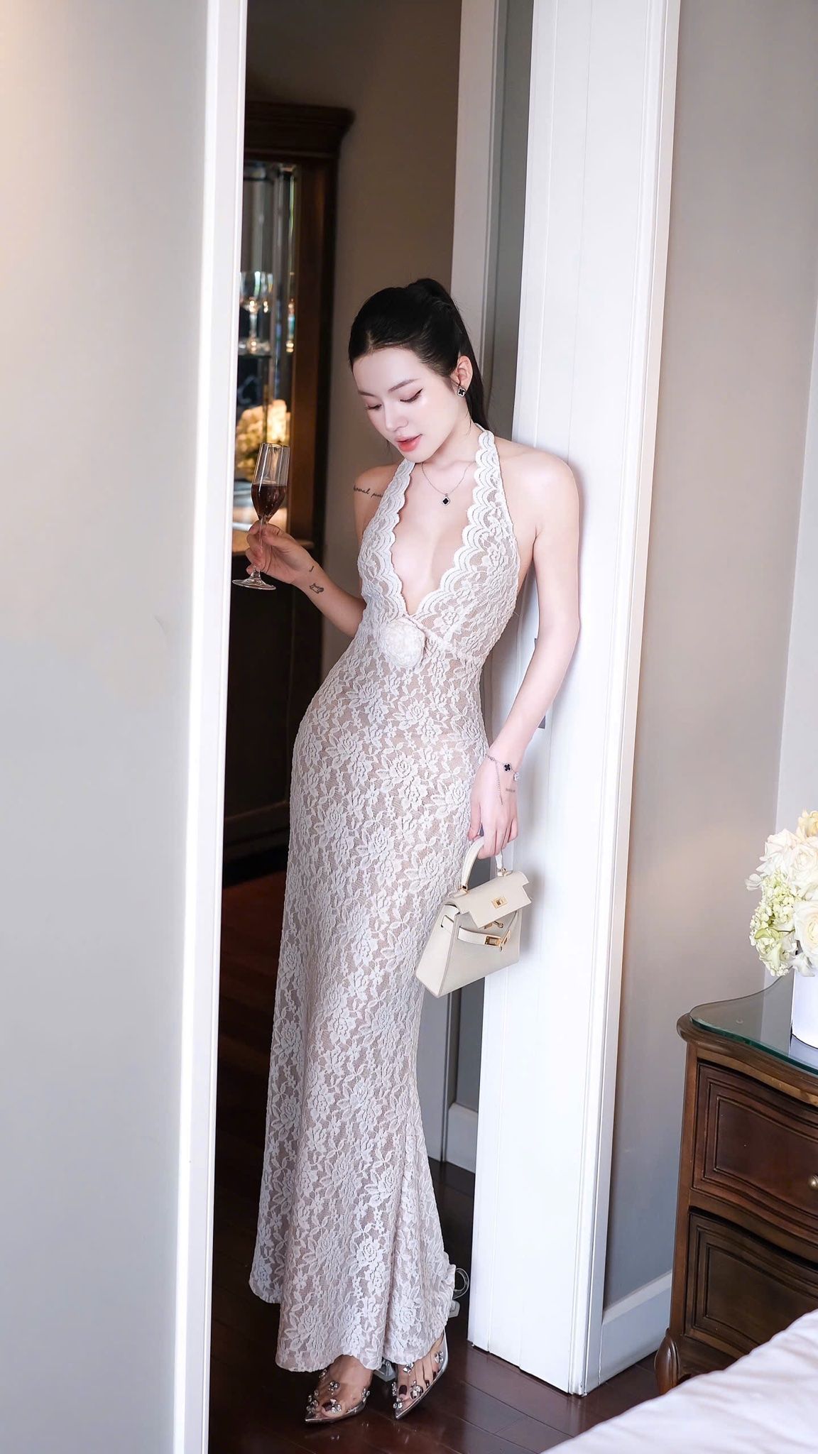 Đầm Ren Đuôi Cá Đính Bông
