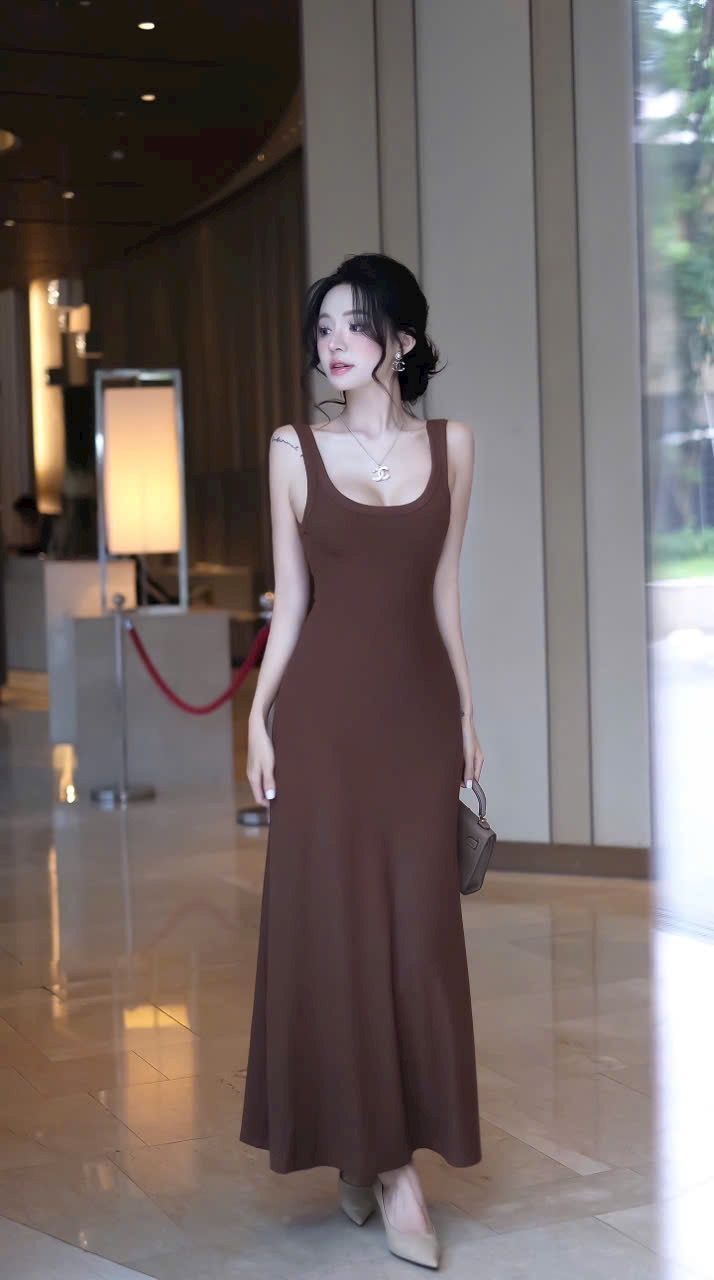 Đầm Thun Cổ U Đuôi Cá