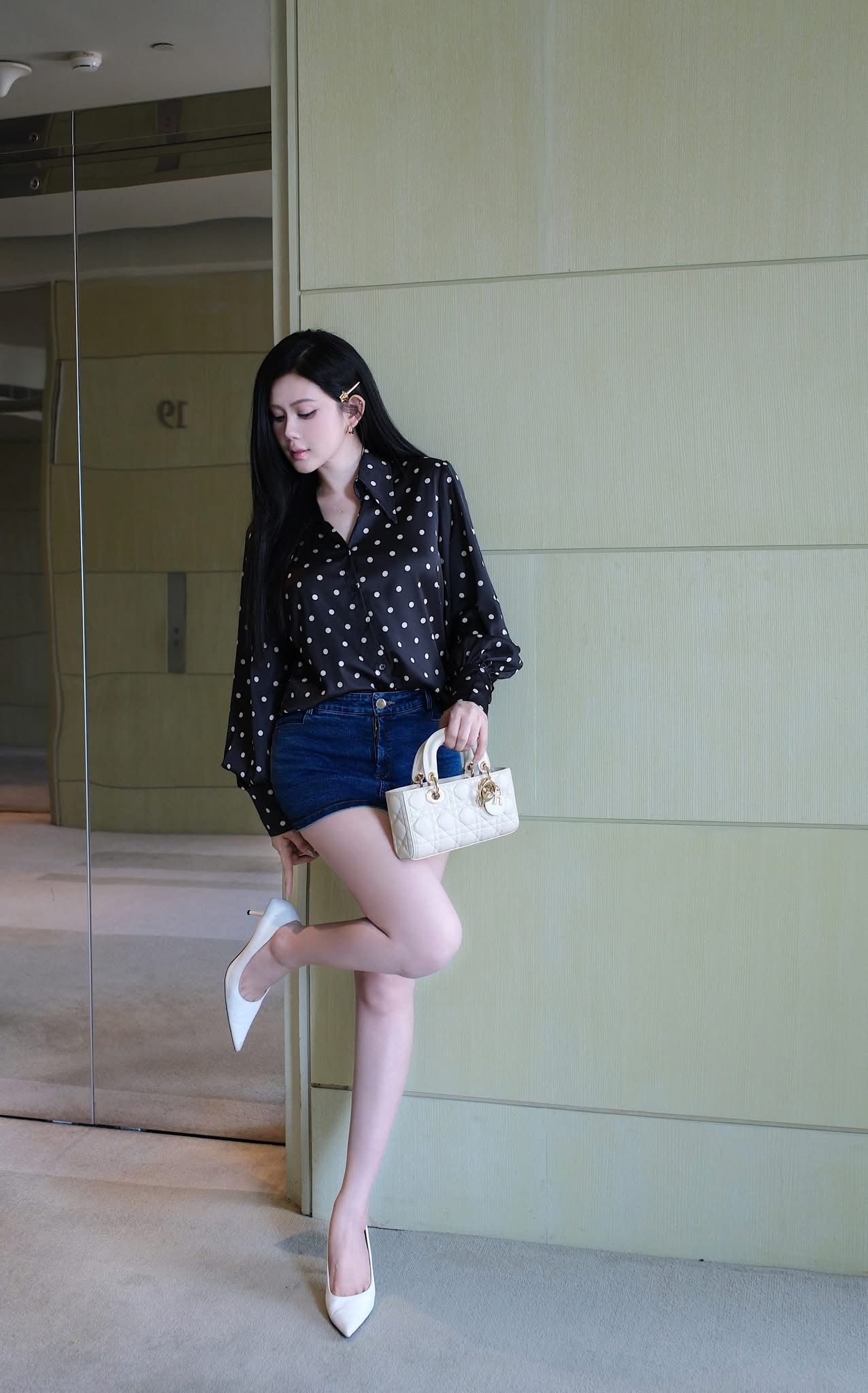 Áo Sơmi Chấm Bi