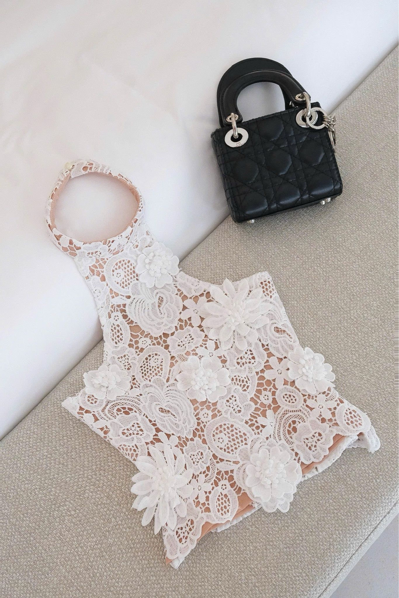 Áo Yếm Ren Kết Hoa