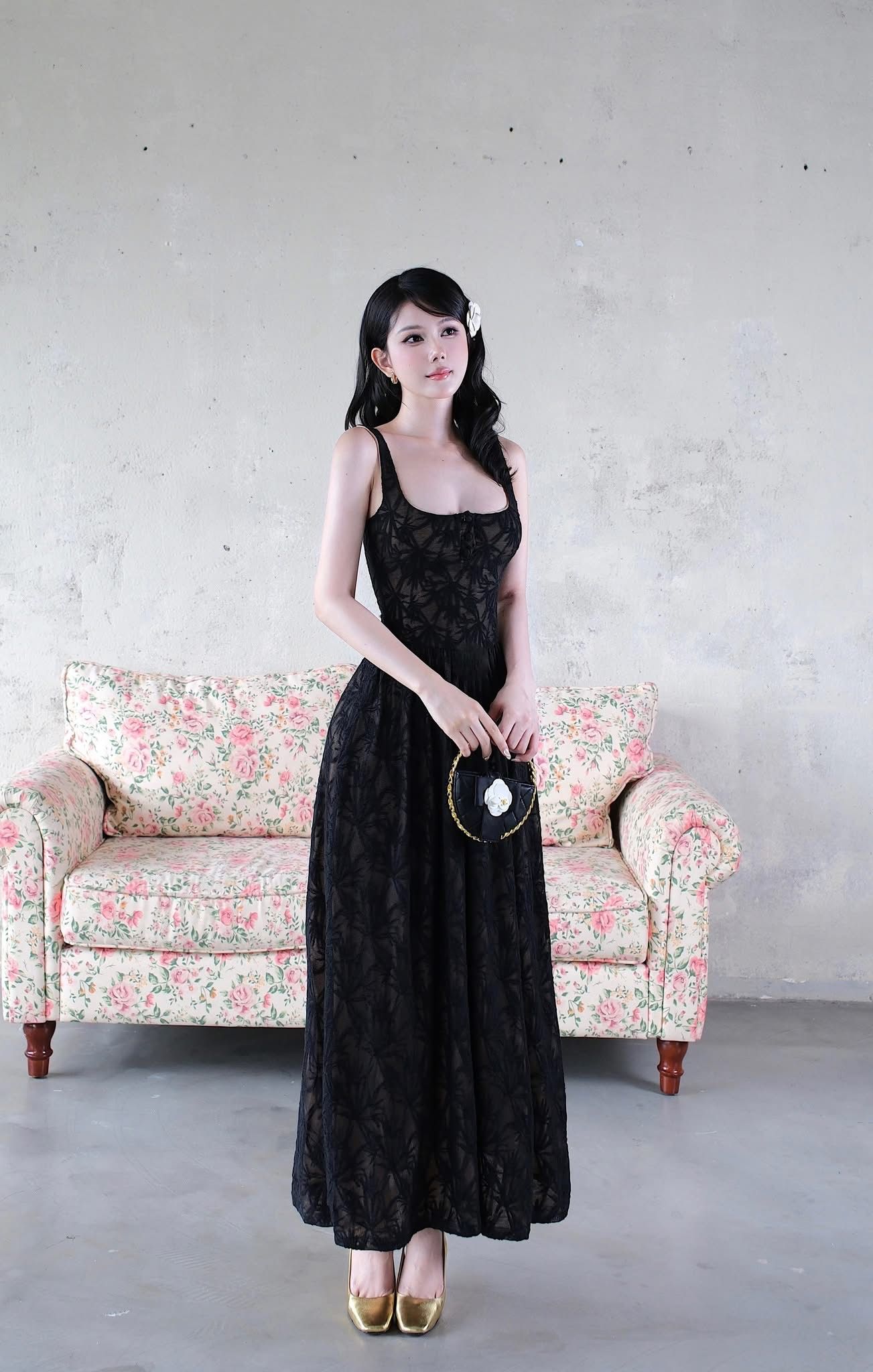 Đầm Thun Ren 3 Nút