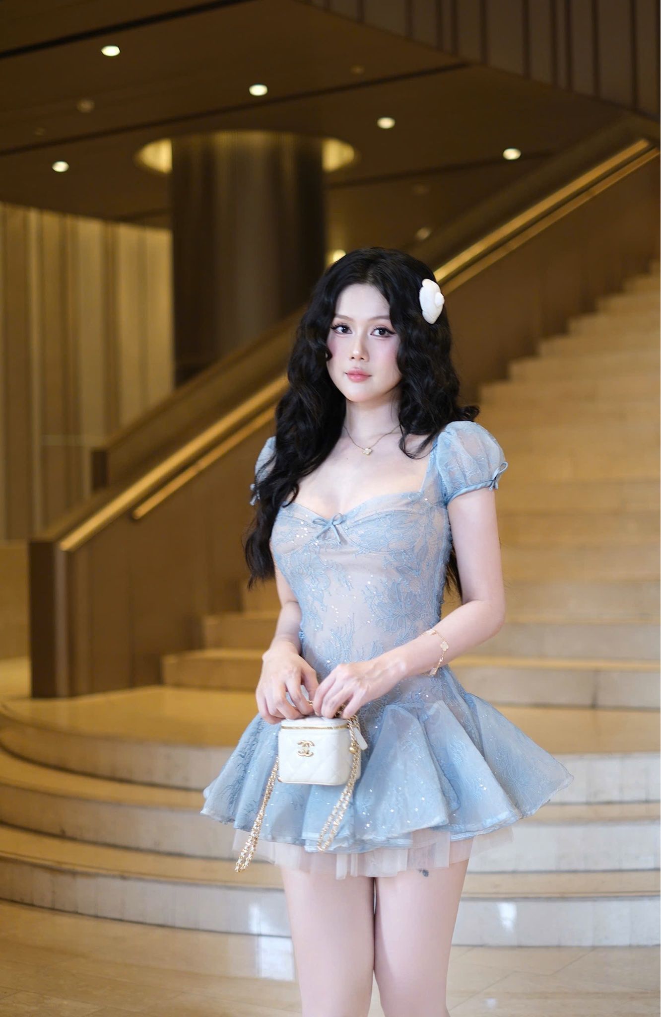 Đầm Lưới Ren Bèo Đính Nơ