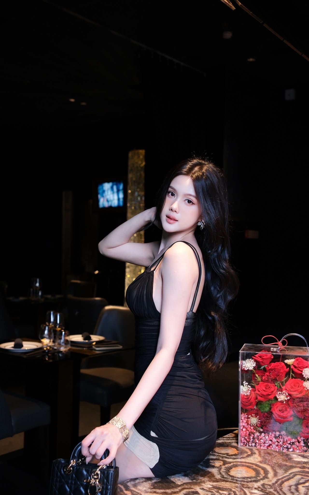 Đầm Thun Khoét Lưới