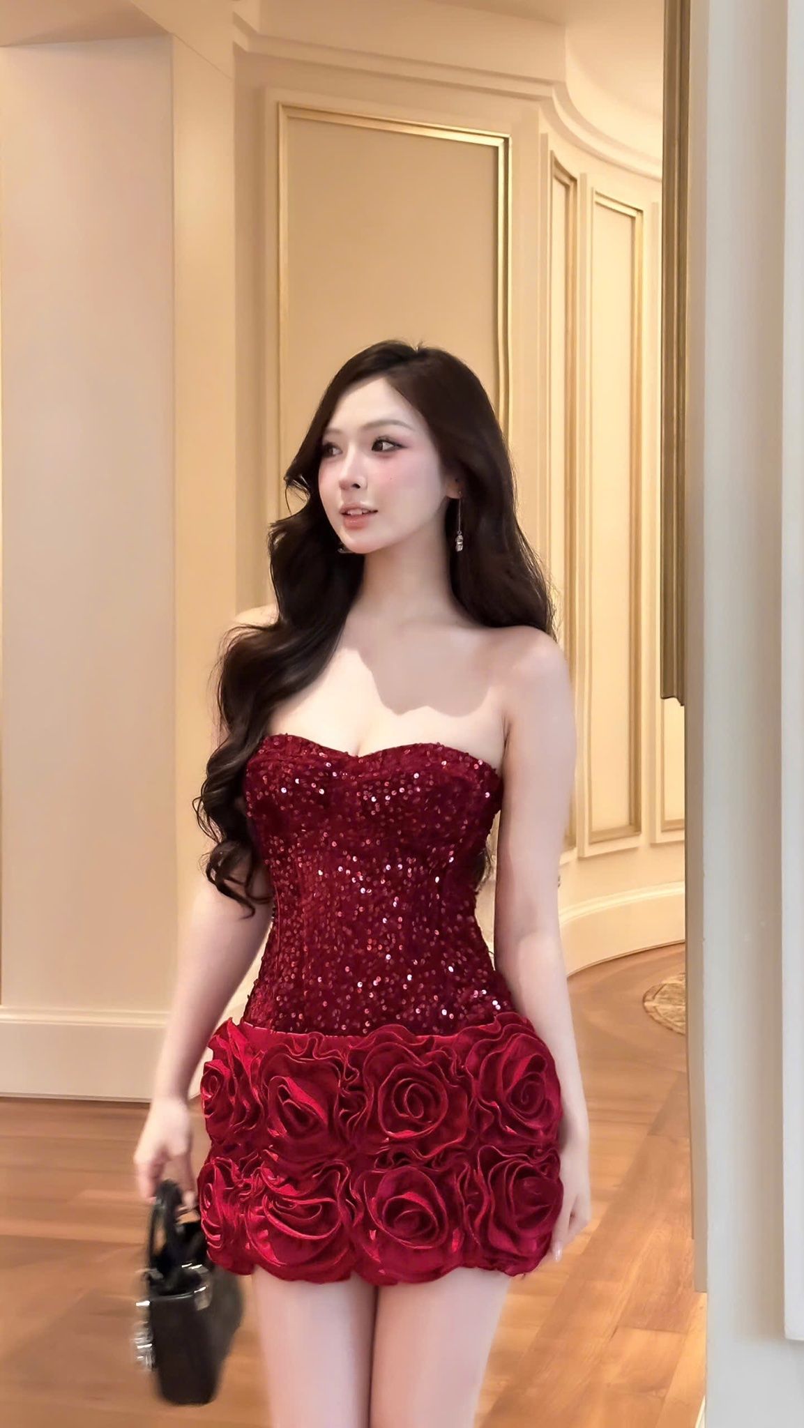 Đầm Cup Kim Sa Kết Bông