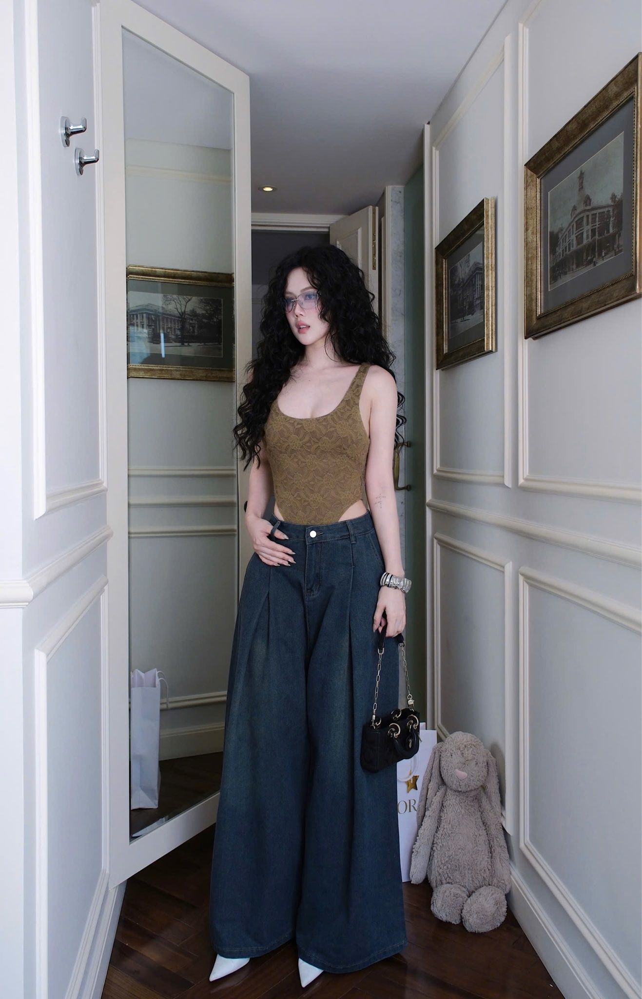 Áo Bodysuit Ren Thêu Hoa