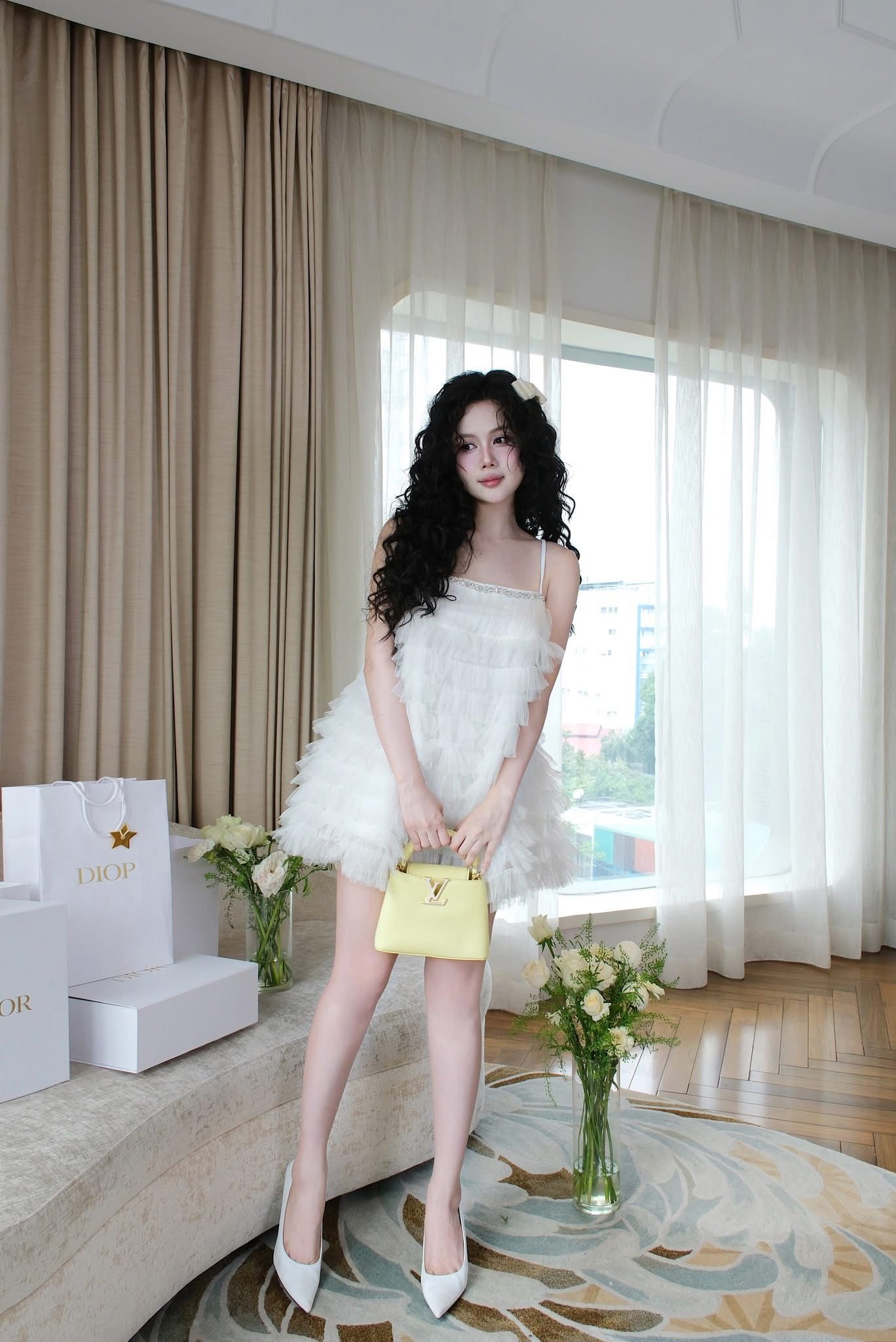 Đầm Babydoll Tầng Viền Đá