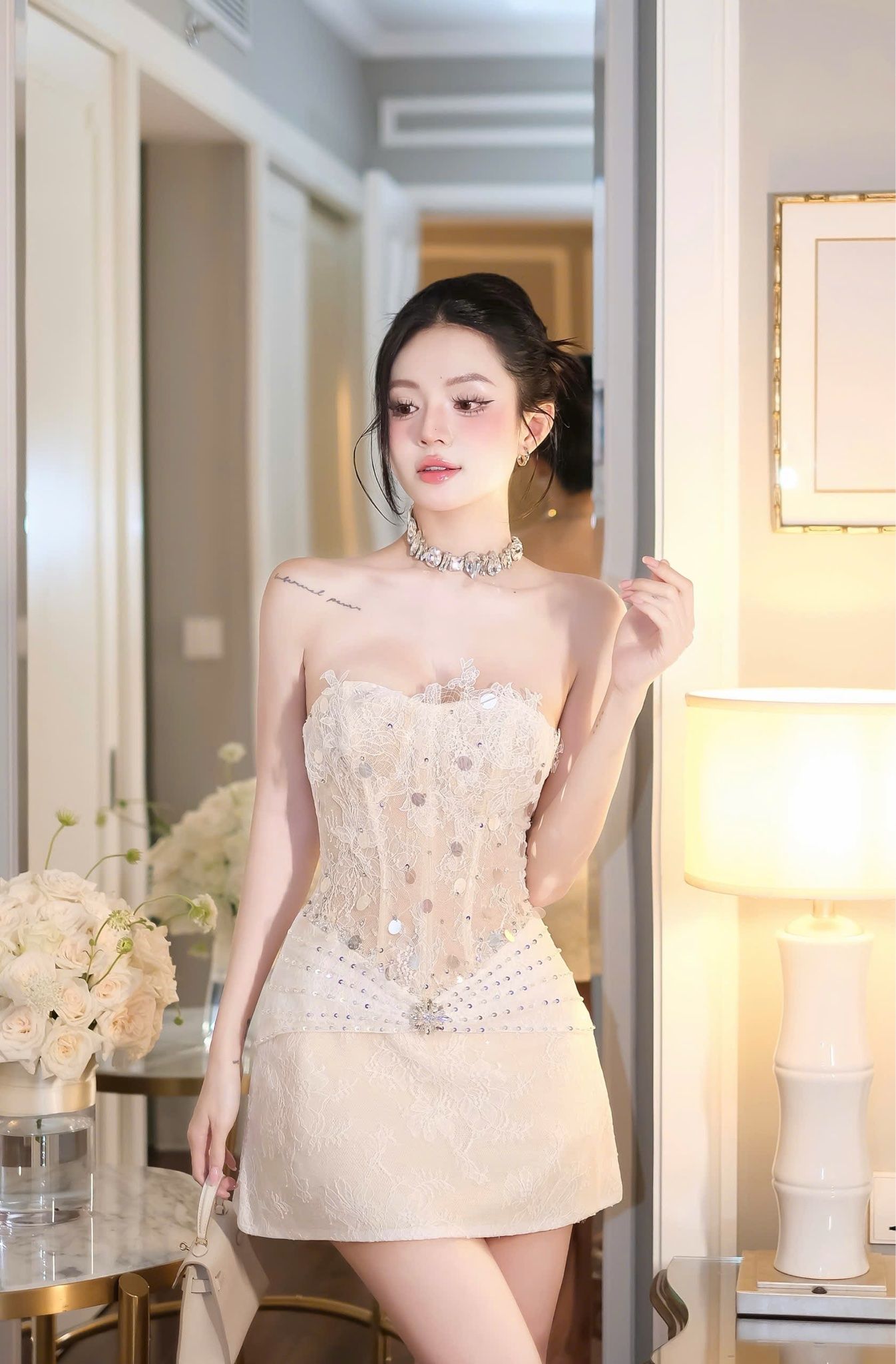 Đầm Cup Kết Châu Kèm Charm