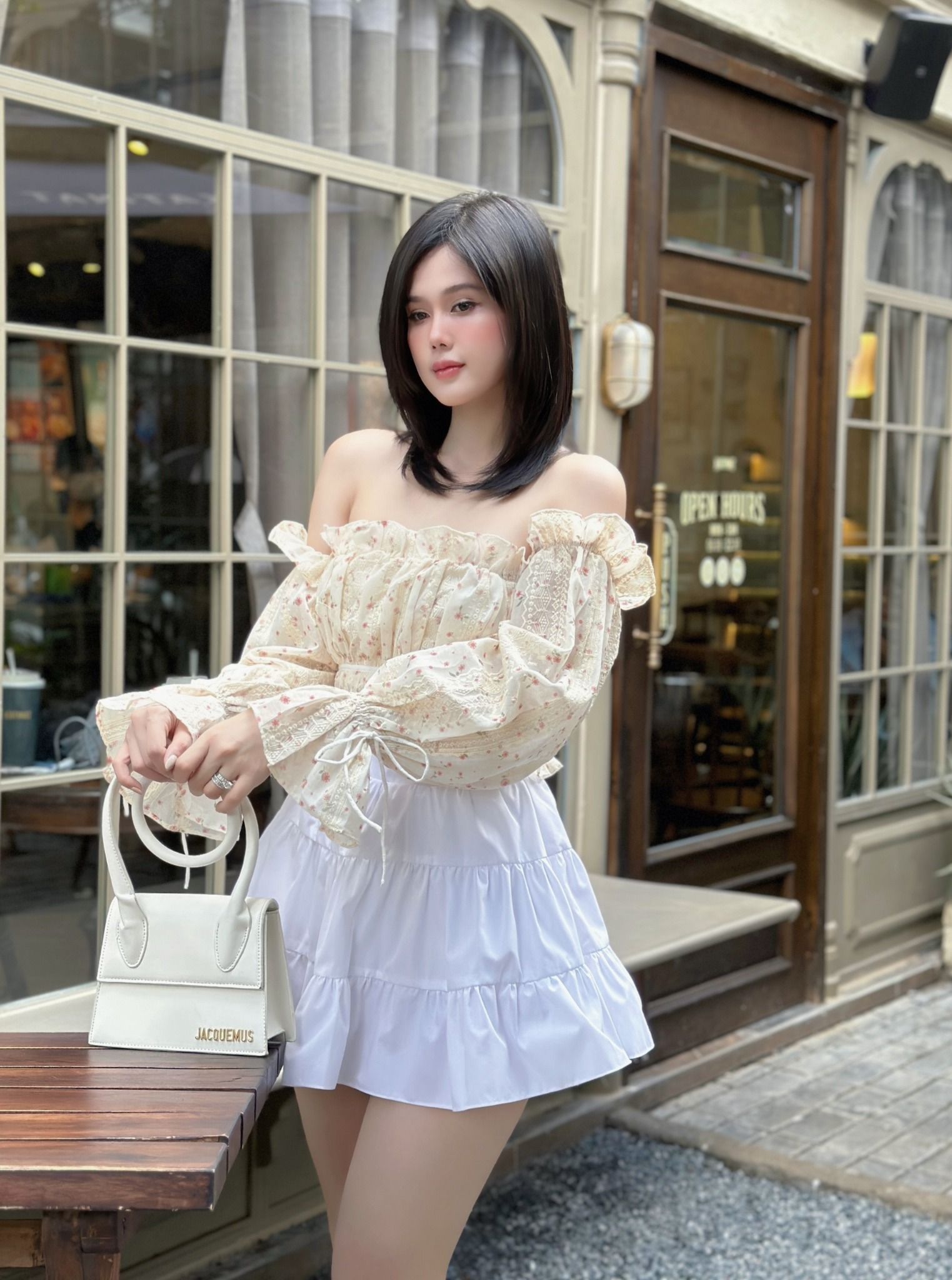 Áo Nền Hoa Bèo Tay Dài