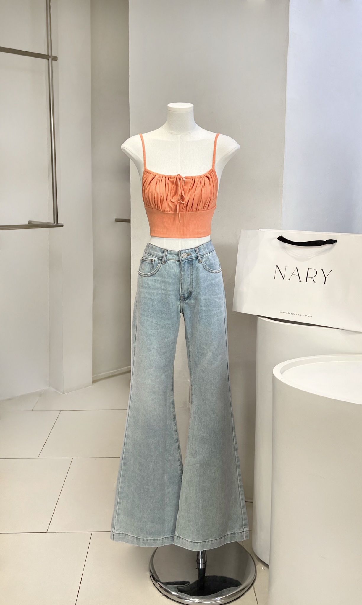 Áo 2 Dây Bo Ngực