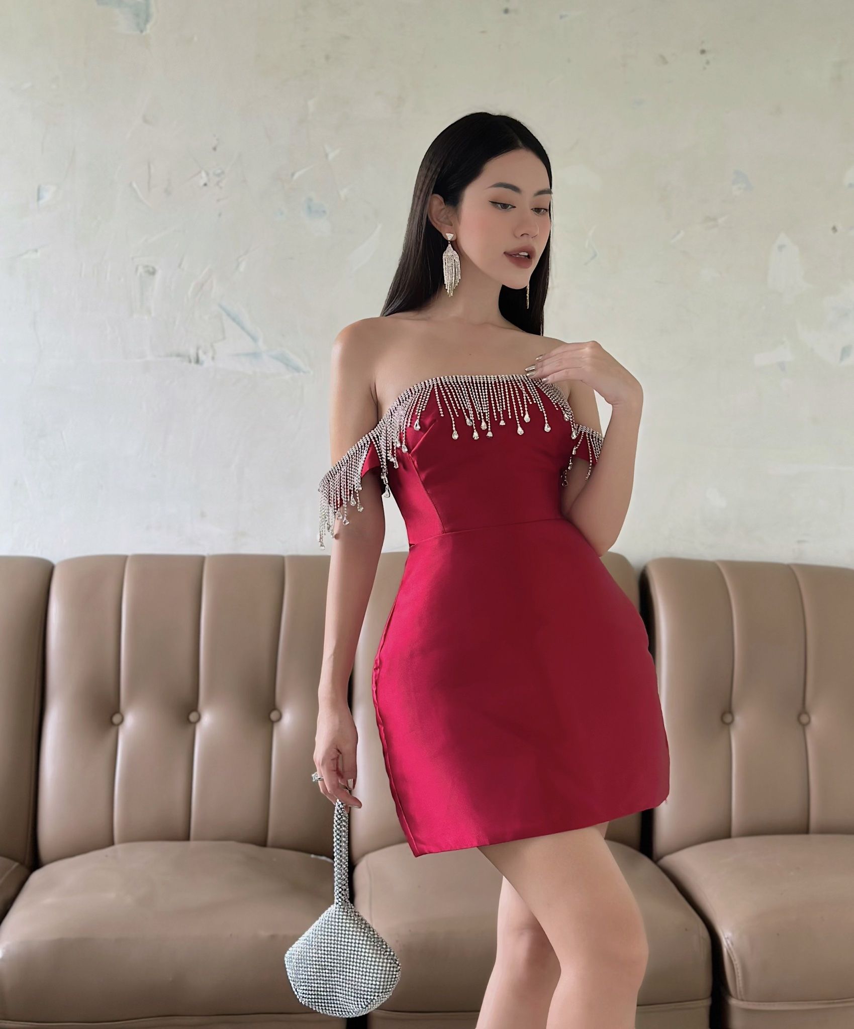 Đầm Phi Tay Rớt Đá