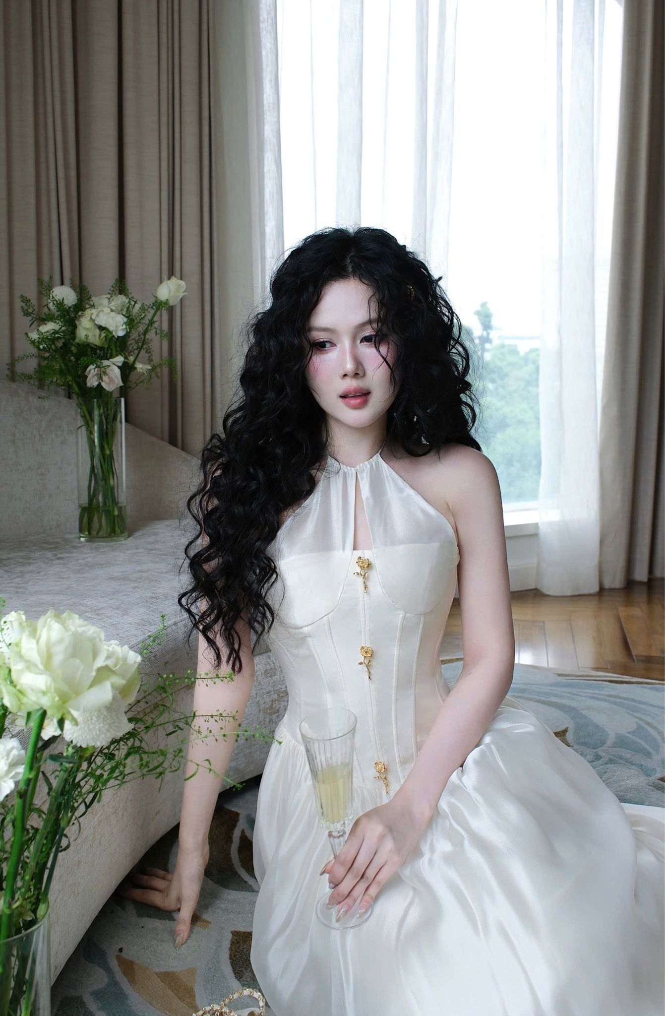 Maxi Voan Yếm Kèm Charm