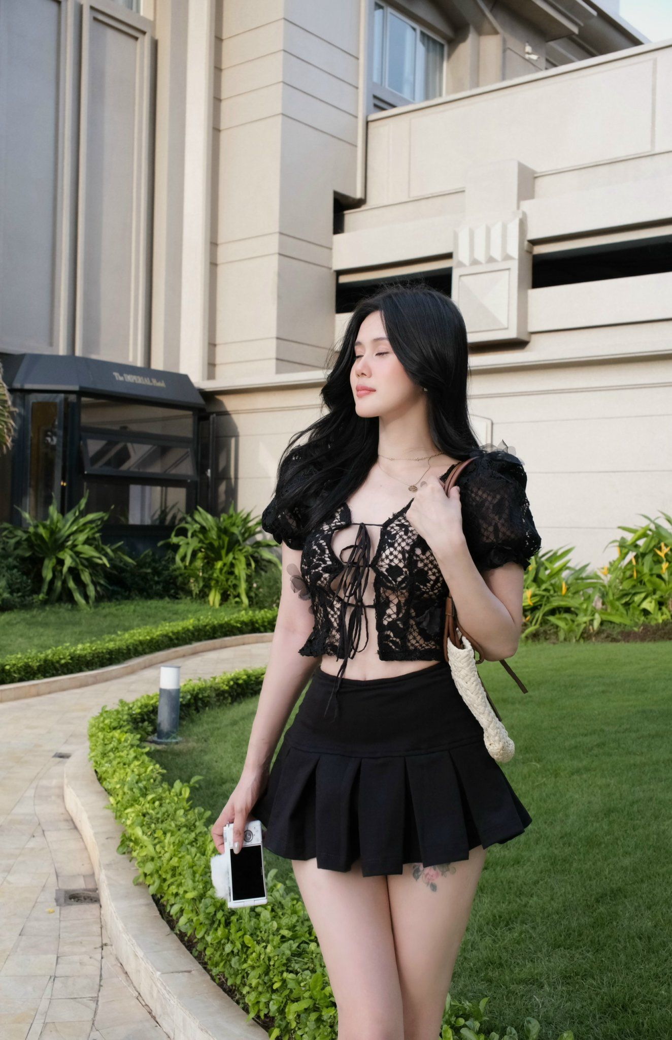 Áo Ren Tay Phồng Đan Dây