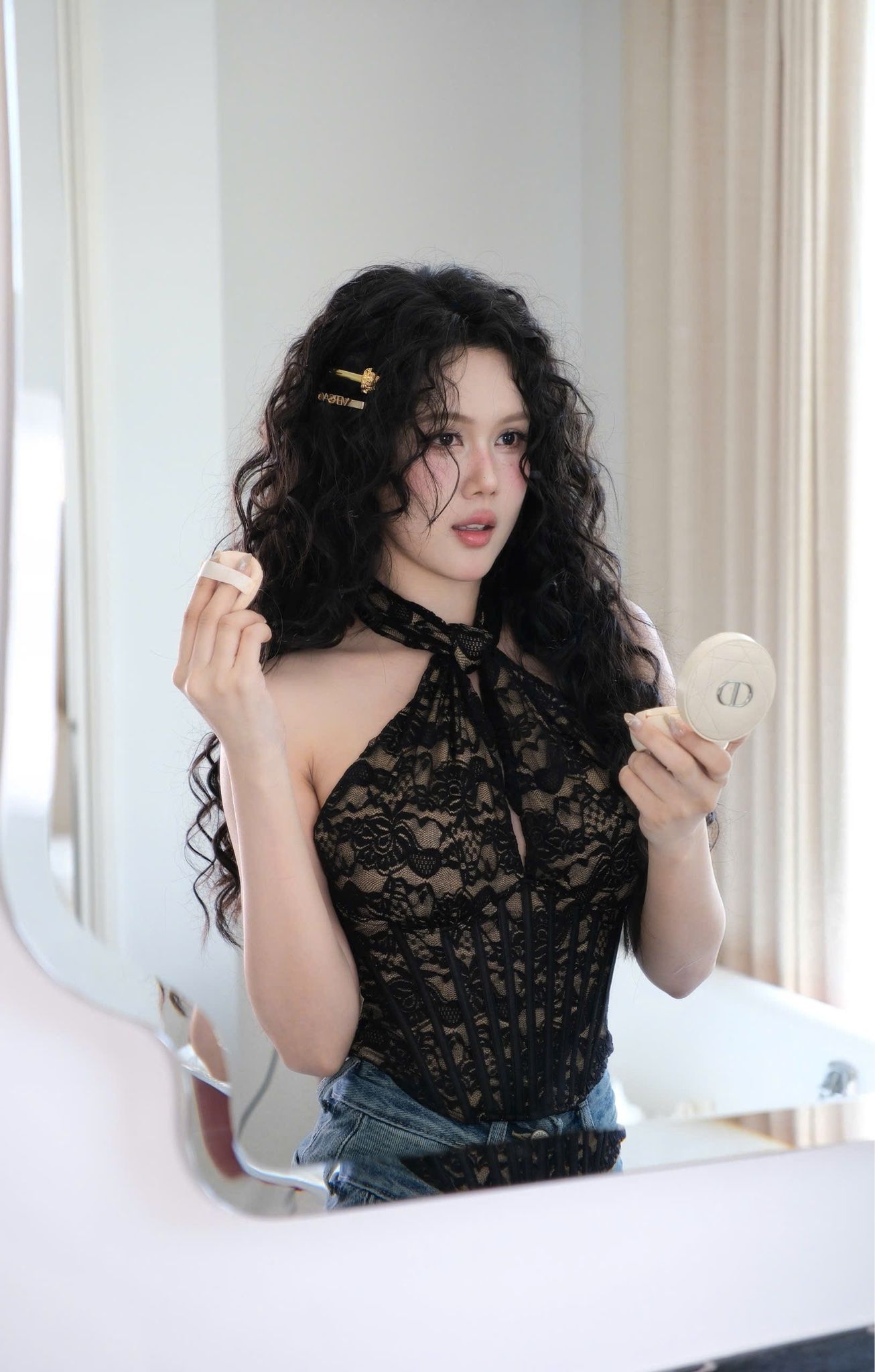 Áo Yếm Ren Nền Hoa