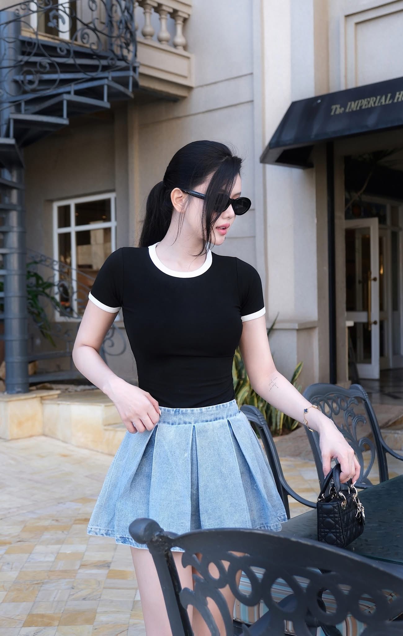 Áo Thun Trơn Viền Màu