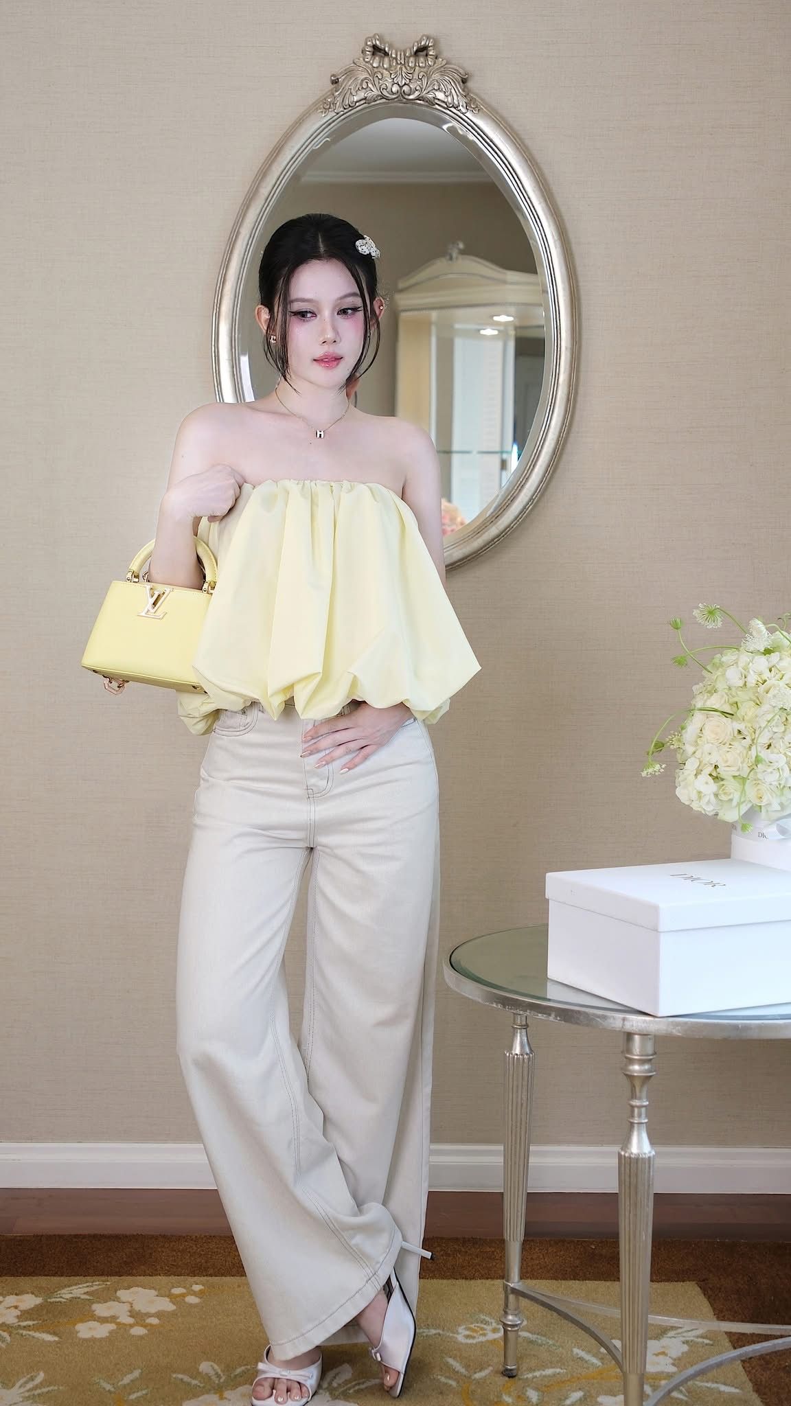 Áo Ống Hở Lưng Đính Nơ Sau