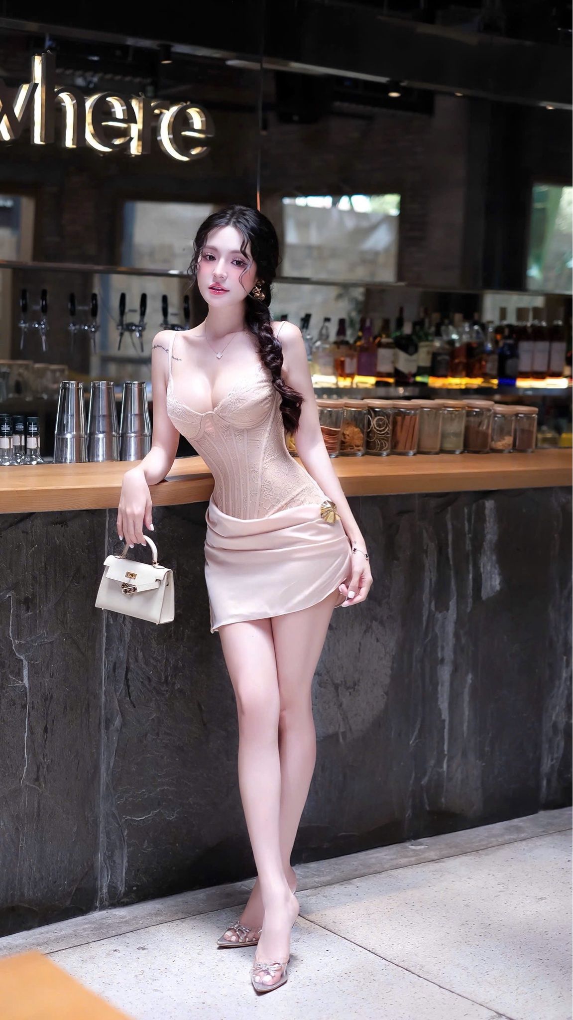 Đầm Ren Phối Lụa Kèm Charm
