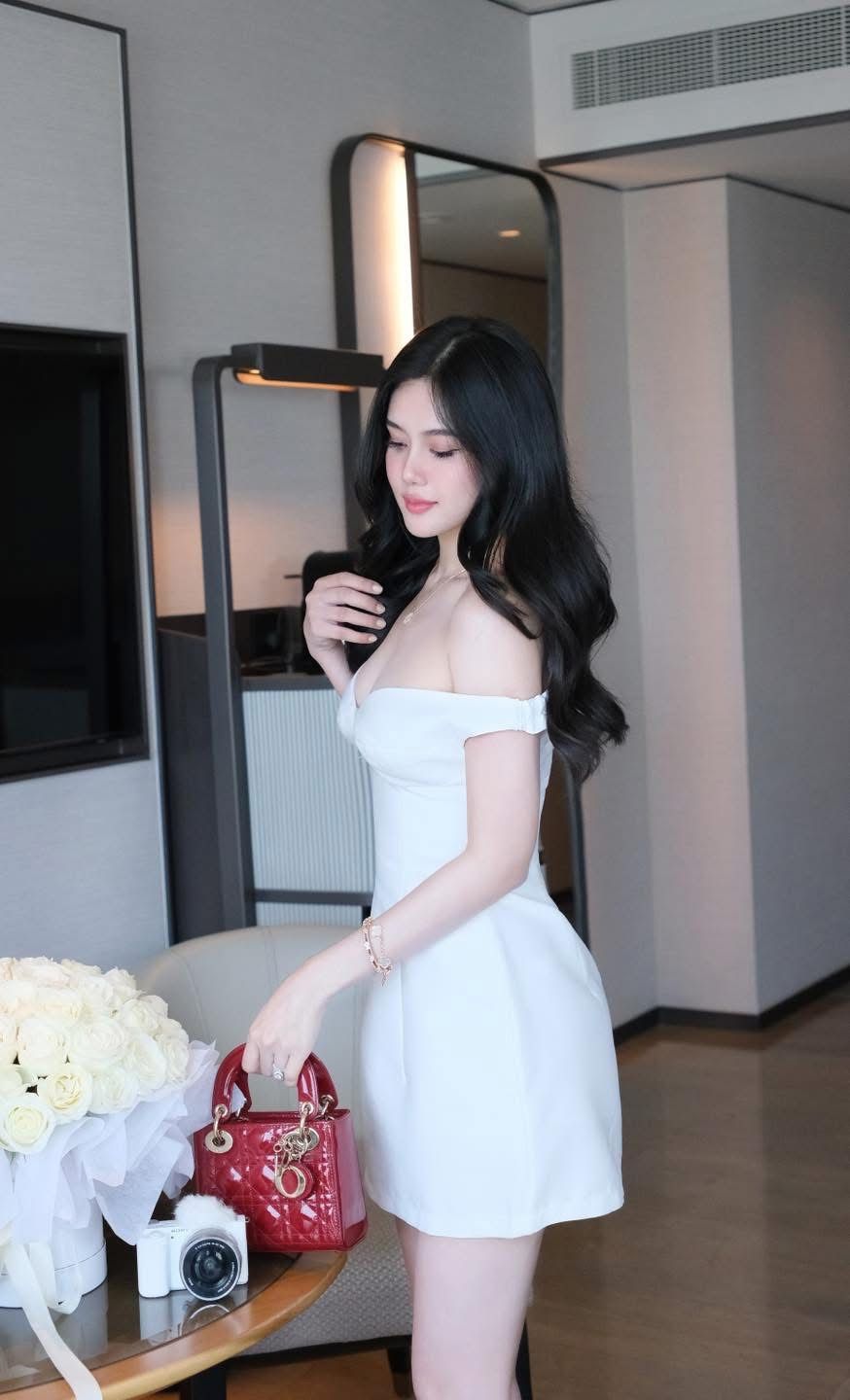 Đầm Xòe Tacta Bẹt Vai
