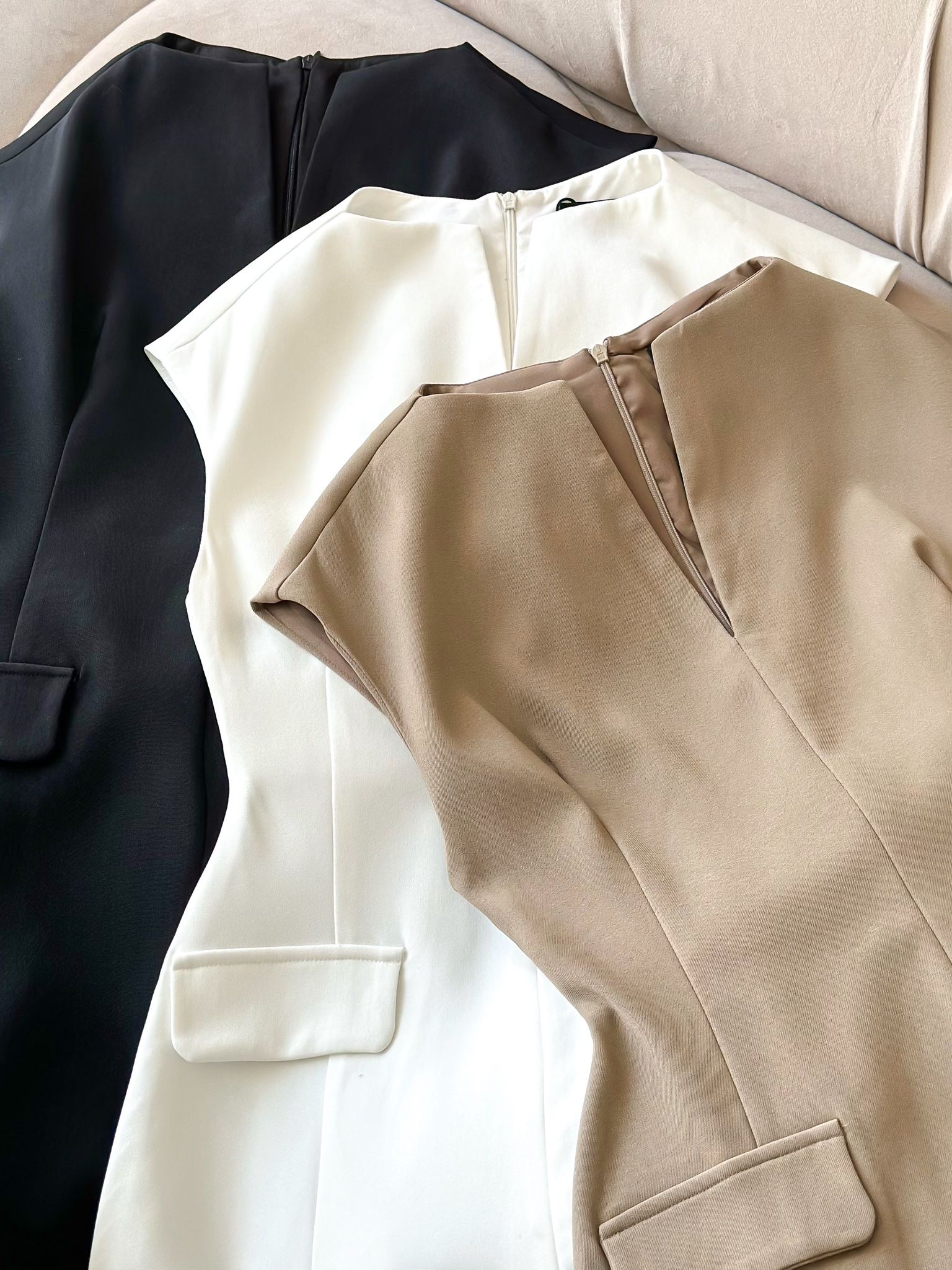 Đầm A Shape Vneck
