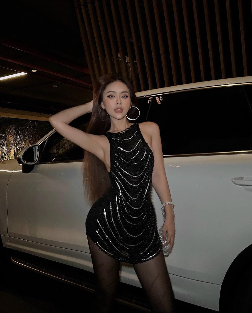 Body Yếm Đính Ngọc