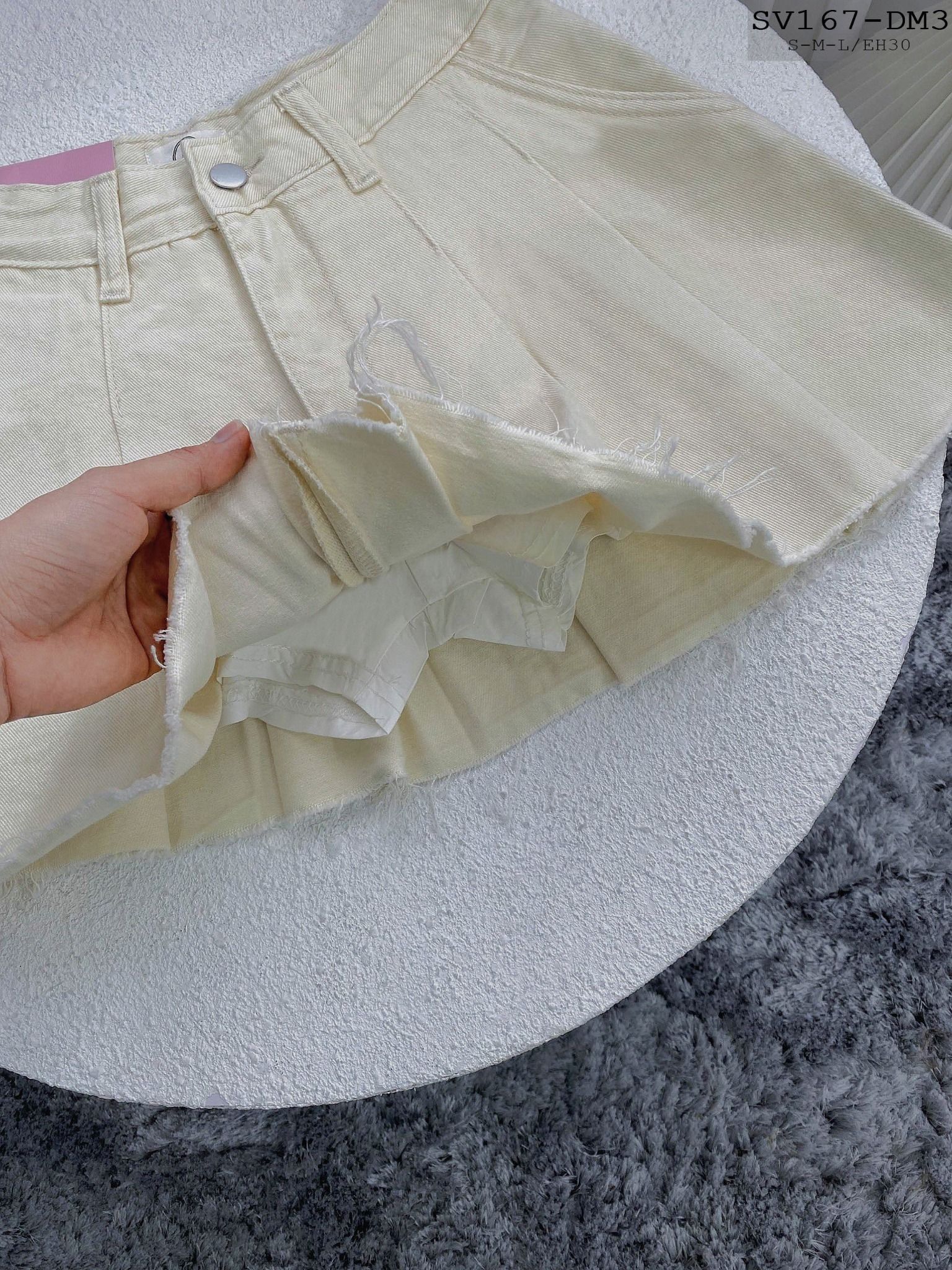 Chân Váy Ngắn Xòe 4M