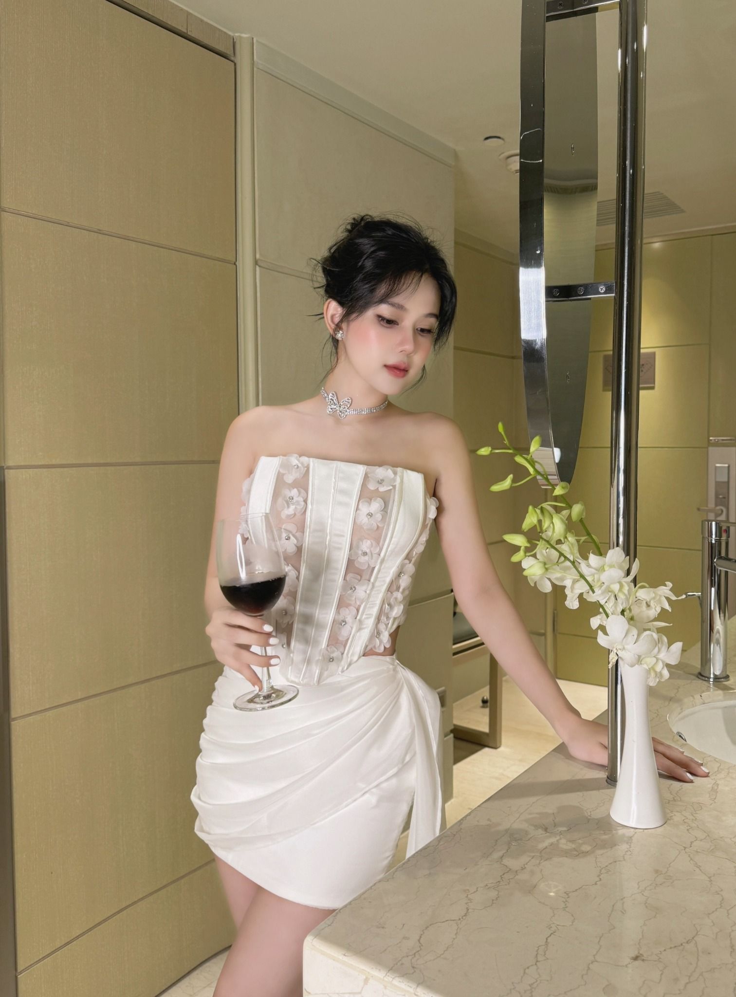 Set Cv Tà Áo Cúp Kết Hoa