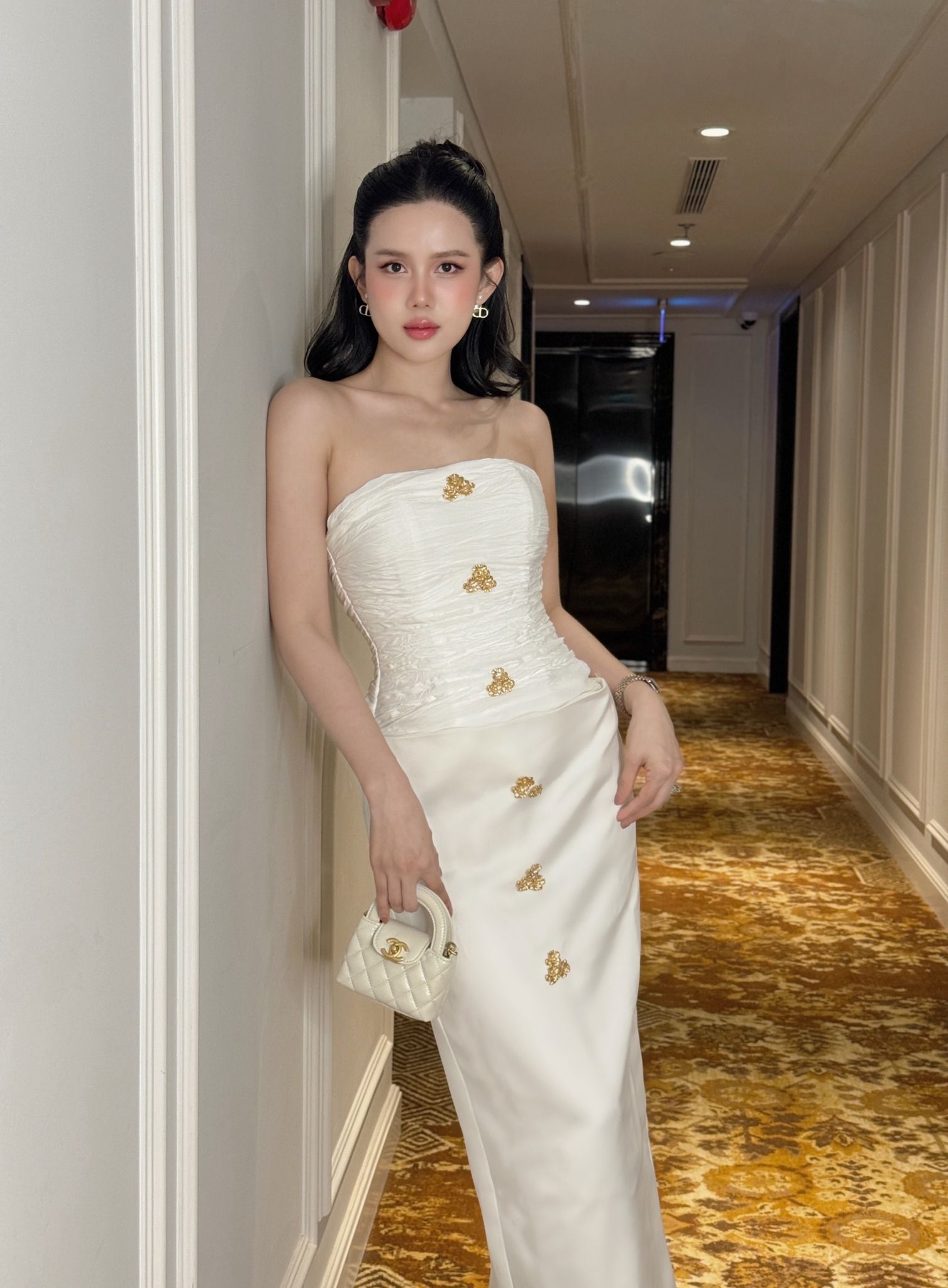 Đầm Ống Tùng Nhúng Ngực