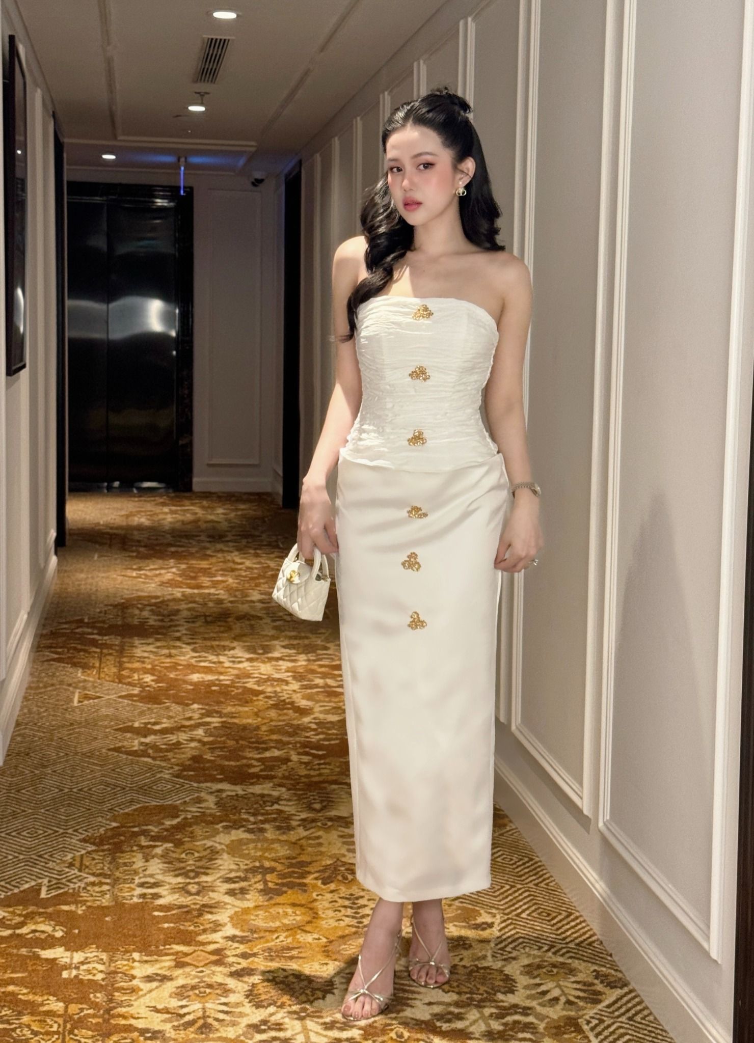 Đầm Ống Tùng Nhúng Ngực