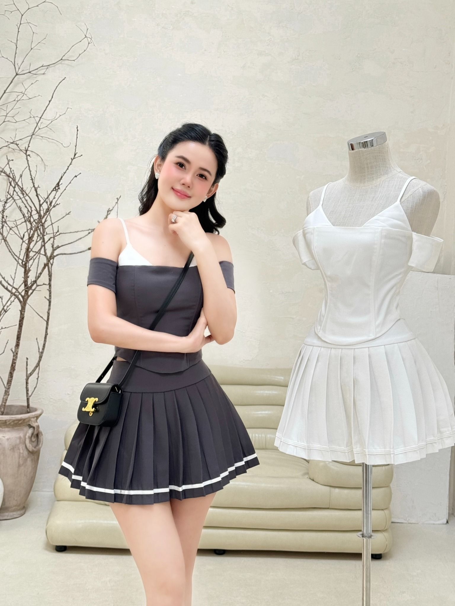 Set Áo Bẹt Vai 2 Dây + Cv Dập Li