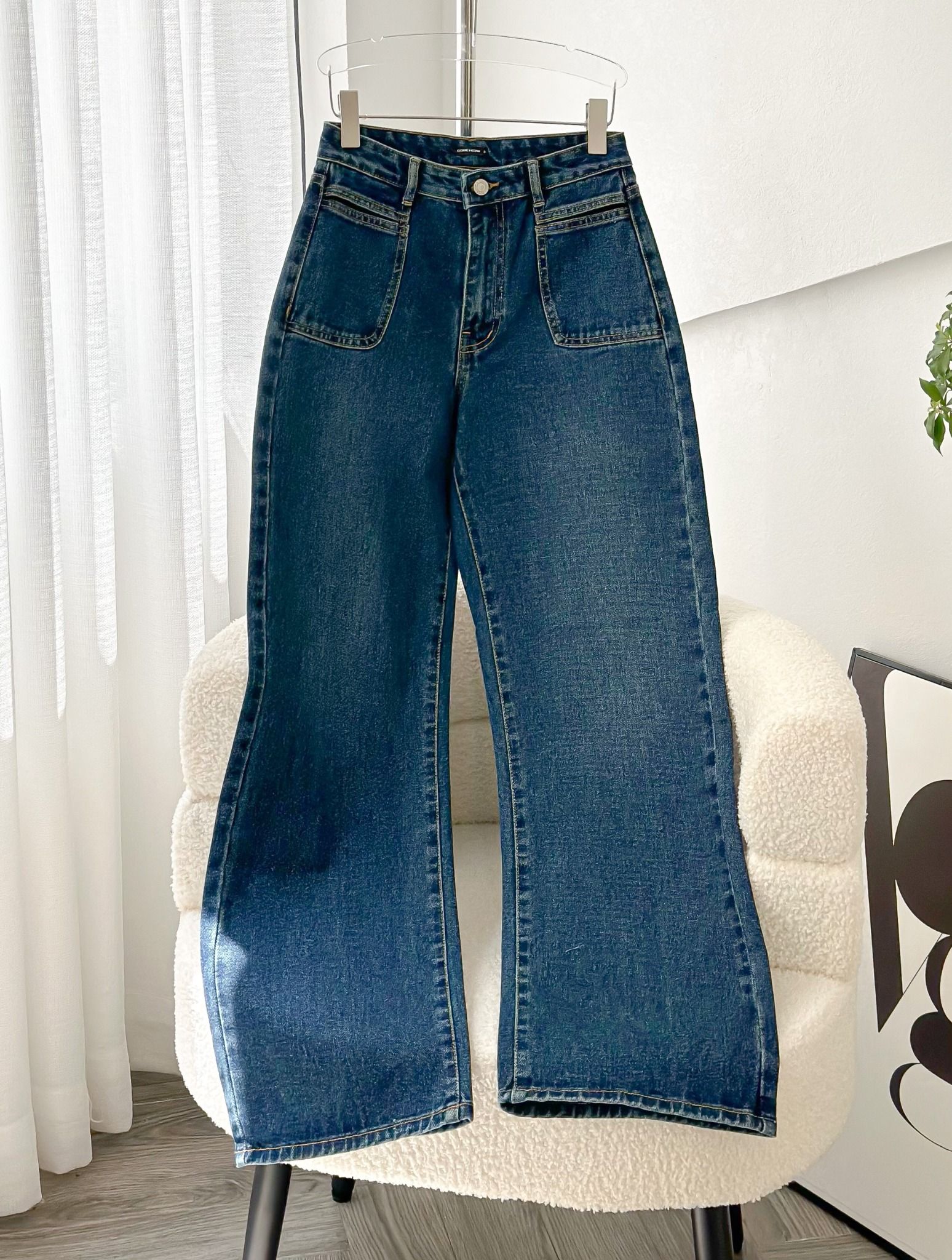 Quần Jean Straight Visible Pockets