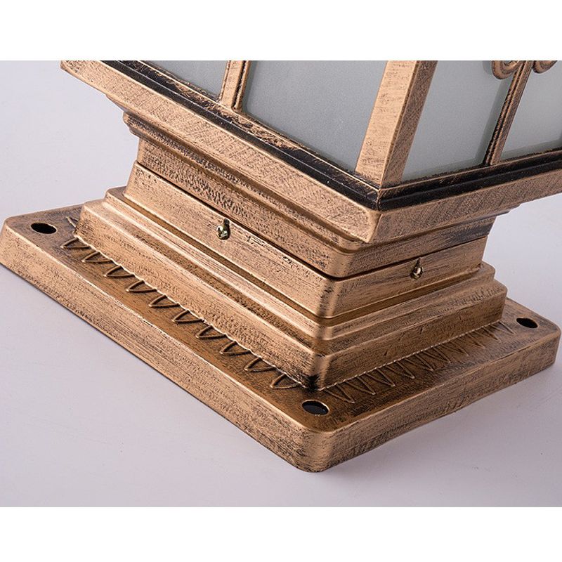 Đèn Năng Lượng Mặt Trời Trụ Cổng Sang Trọng