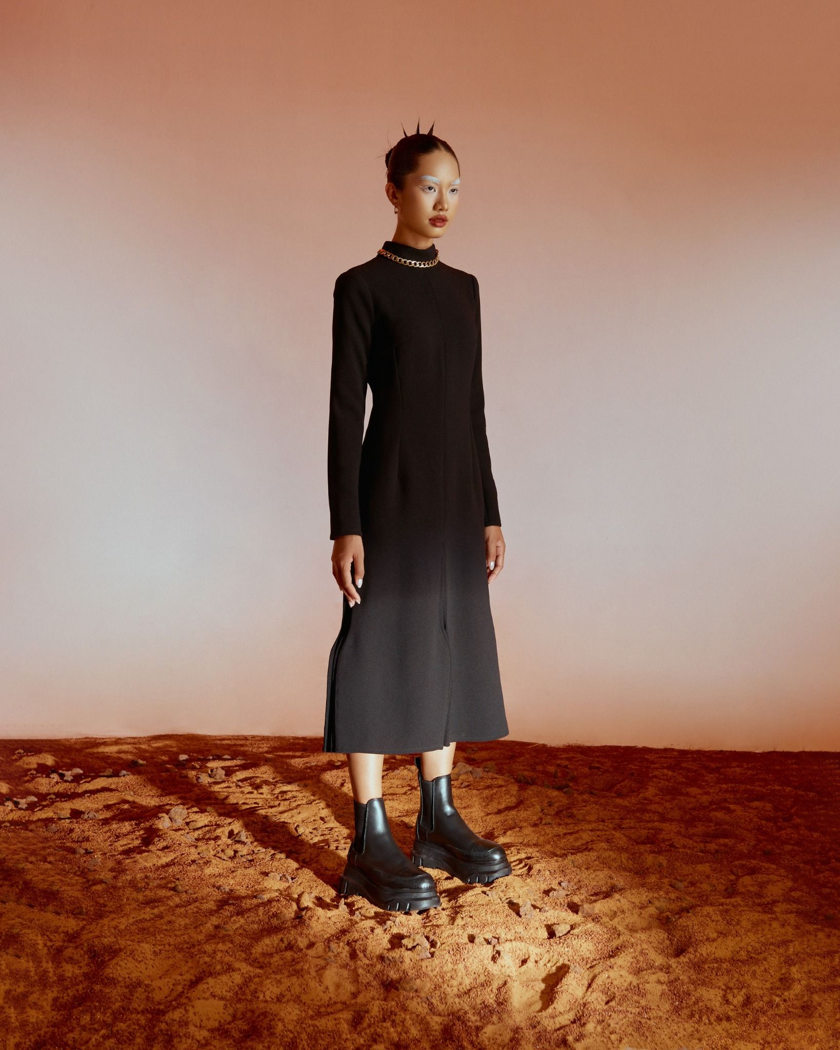 THE MARS LADY WOLF CHELSEA BOOT SPECIAL EDITION - BLACK