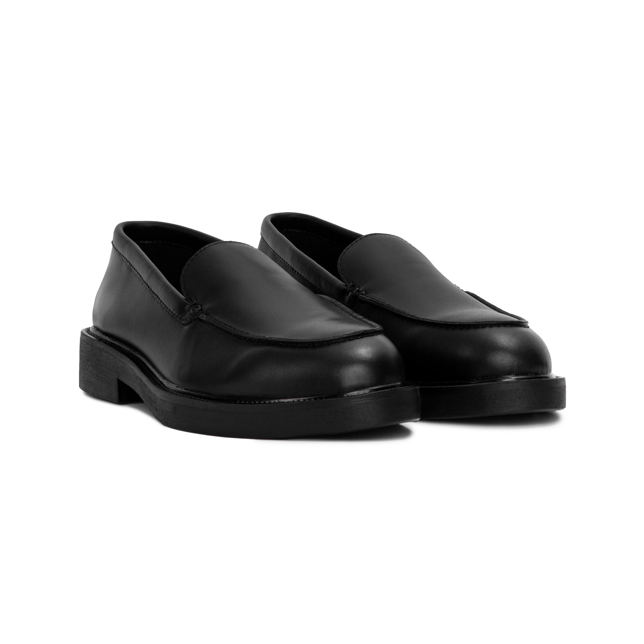 THE ELEGANT WOLF LOAFER - BLACK