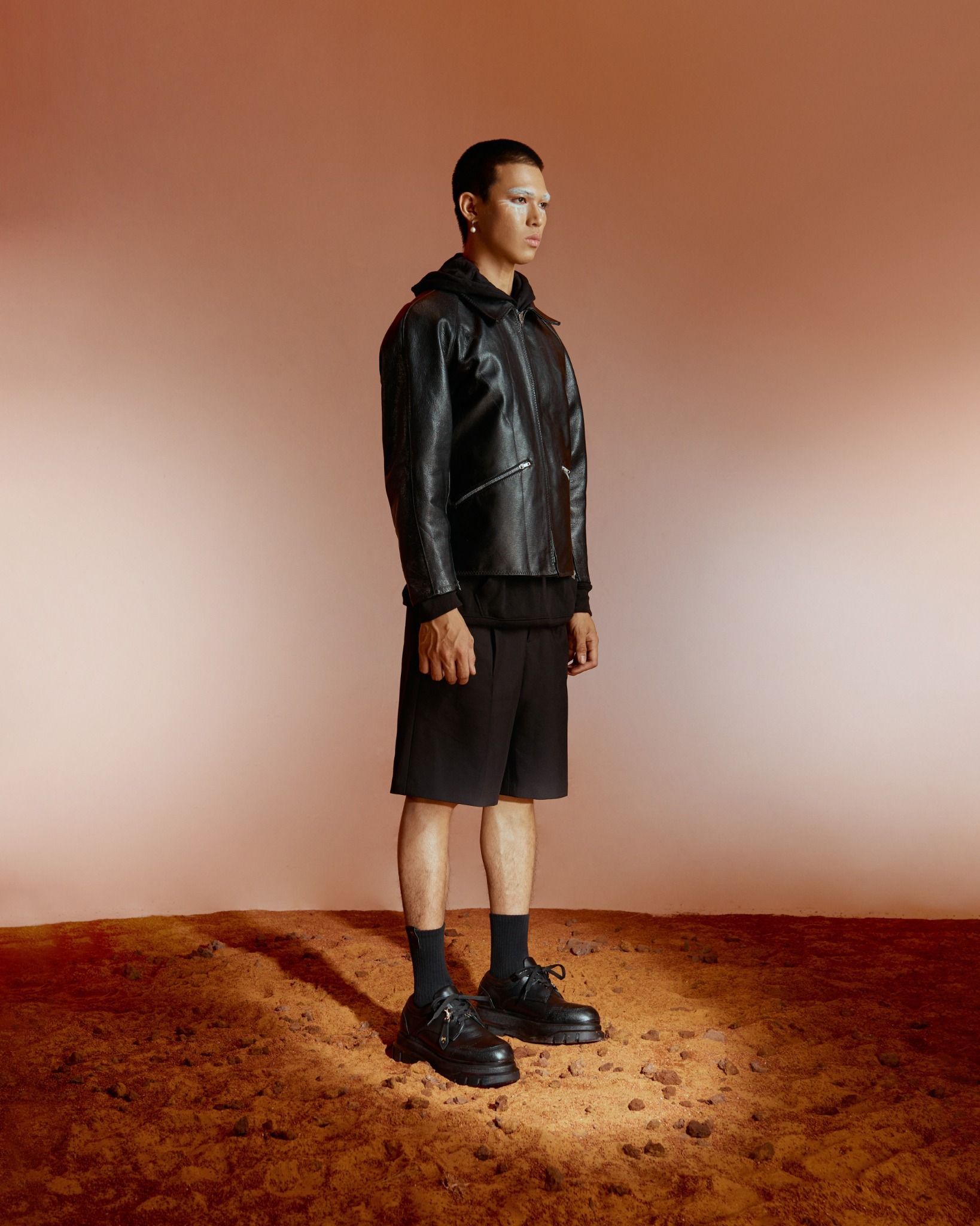 THE MARS WOLF DERBY - BLACK