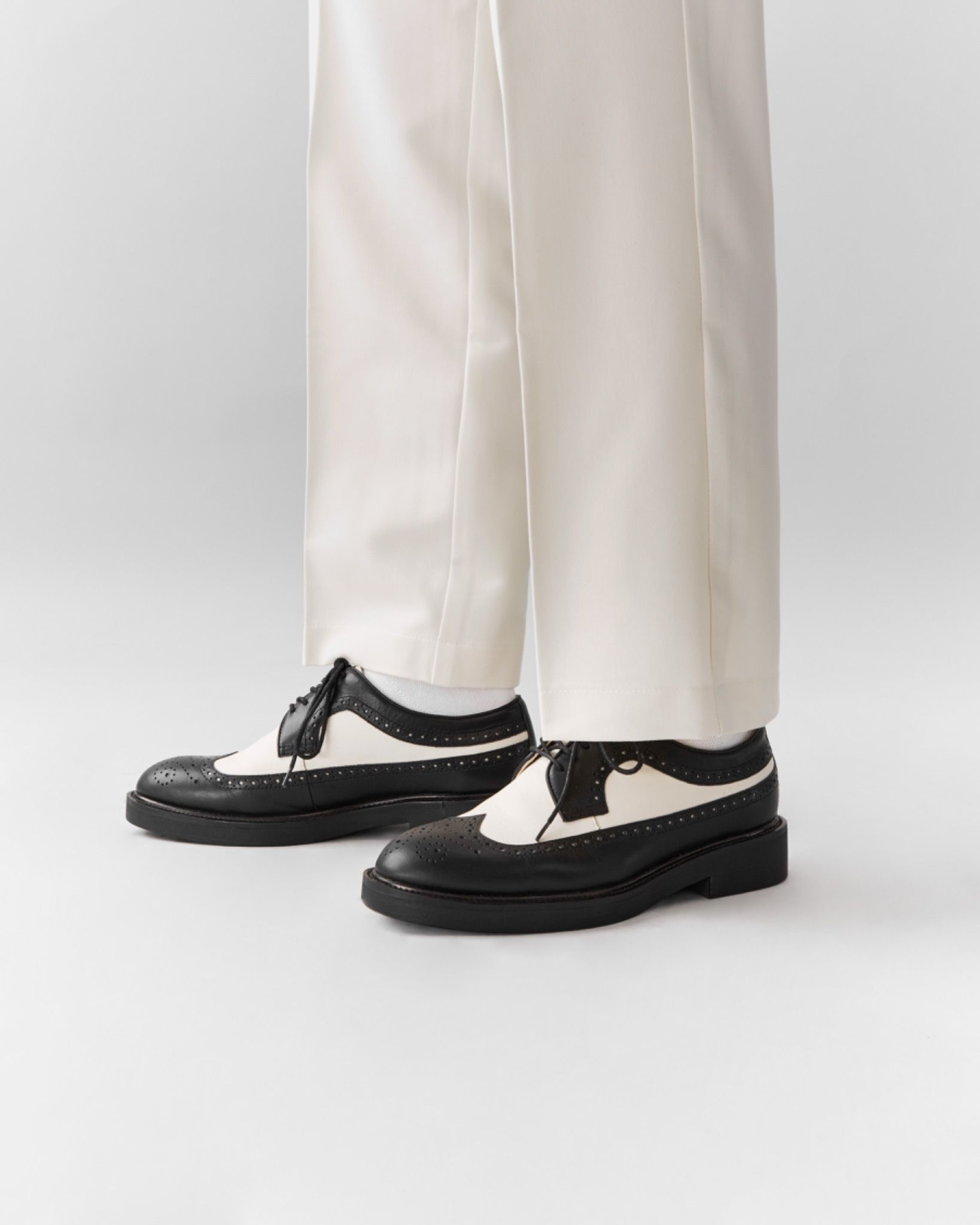 THE SEAN WOLF BROGUE DERBY - BLACK OFF WHITE