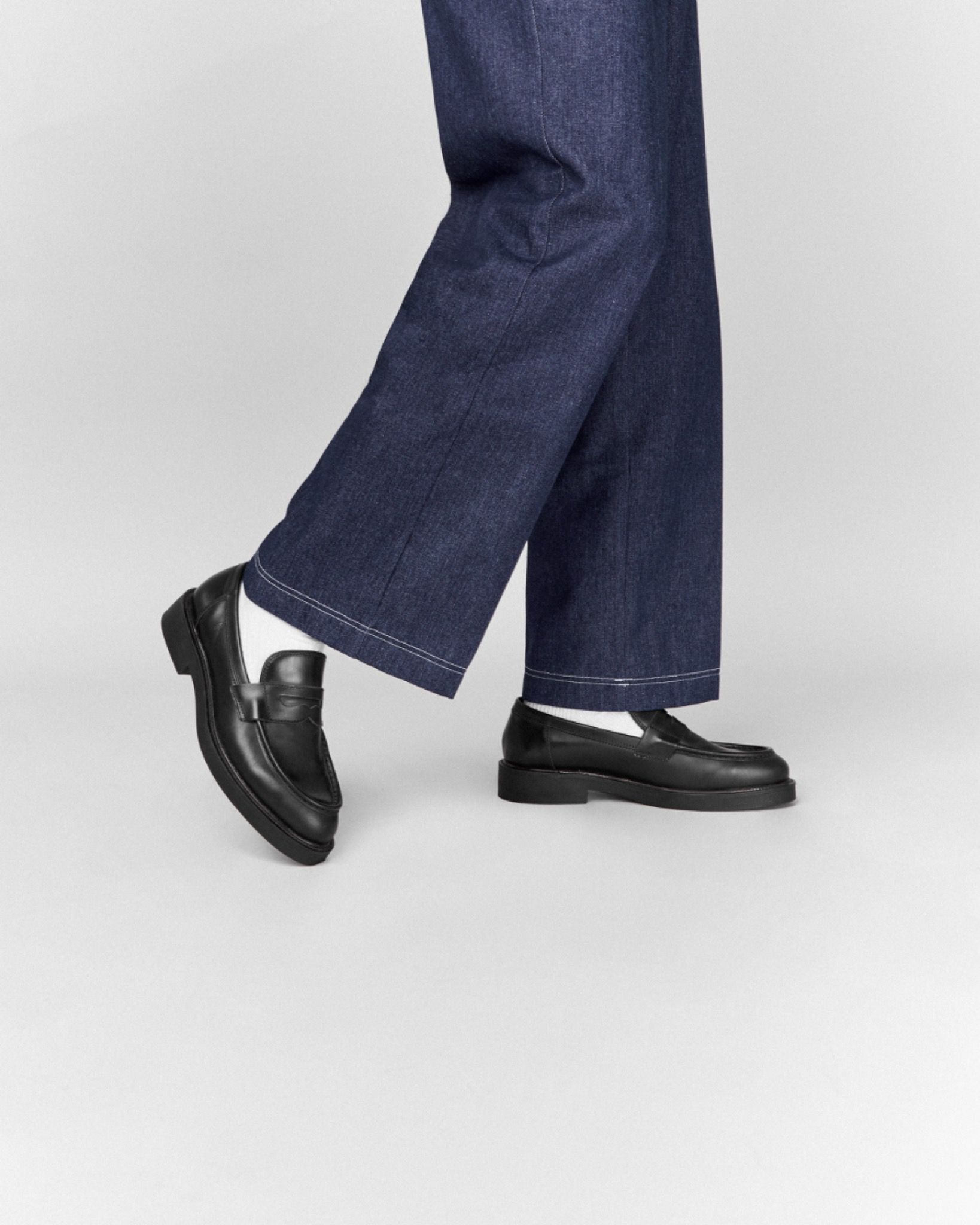 THE SEAN WOLF PENNY LOAFER - BLACK