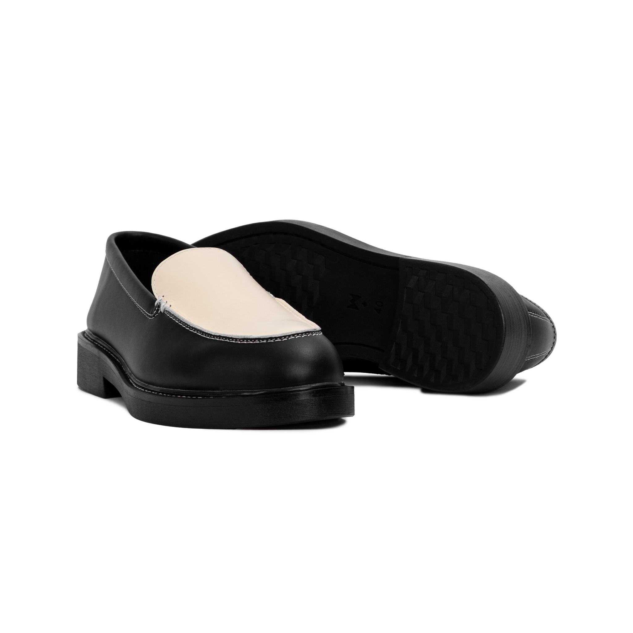 THE ELEGANT WOLF LOAFER - BLACK & OFFWHITE