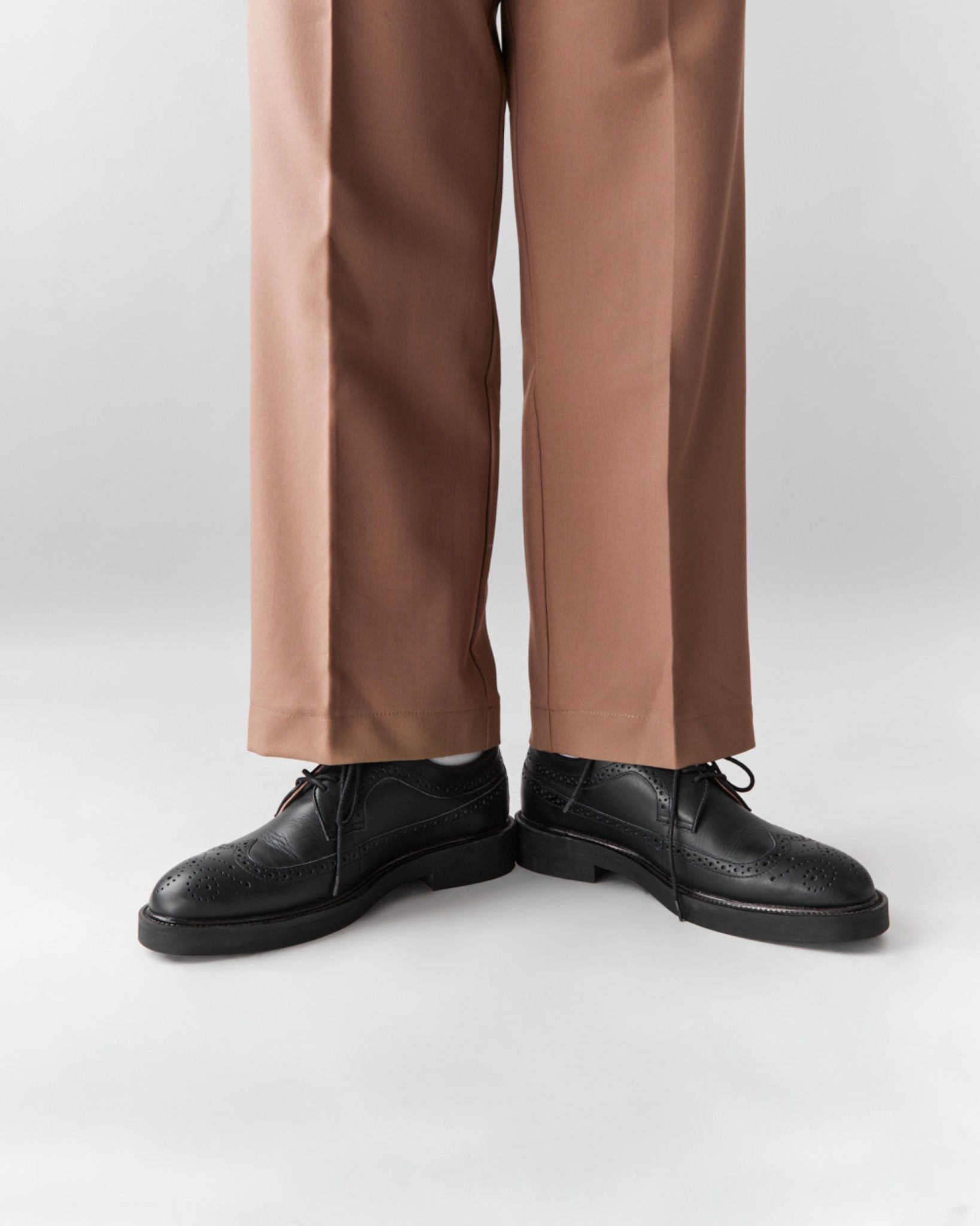 THE SEAN WOLF BROGUE DERBY - BLACK