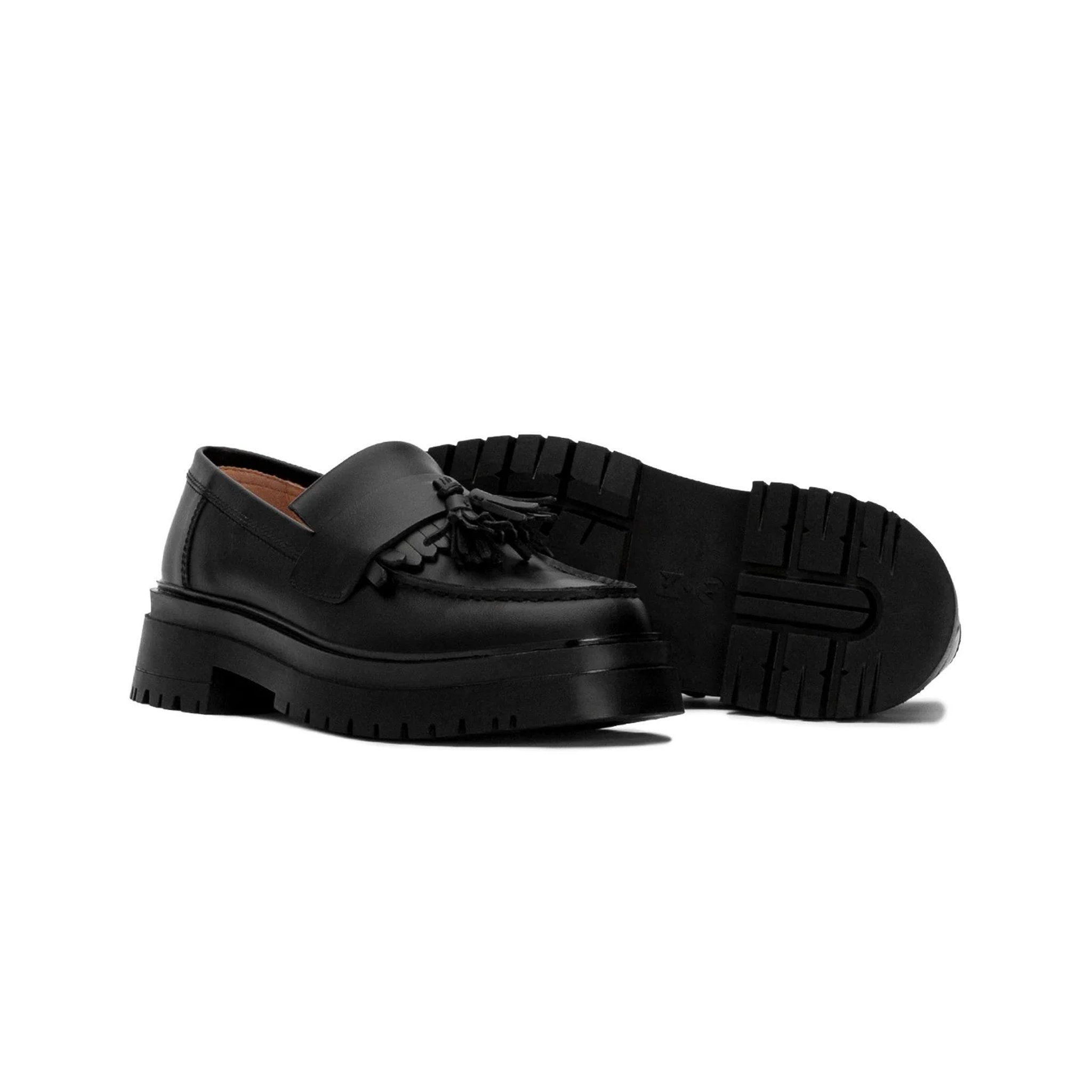 THEWOLF CHUNKY TASSEL LOAFER - BLACK