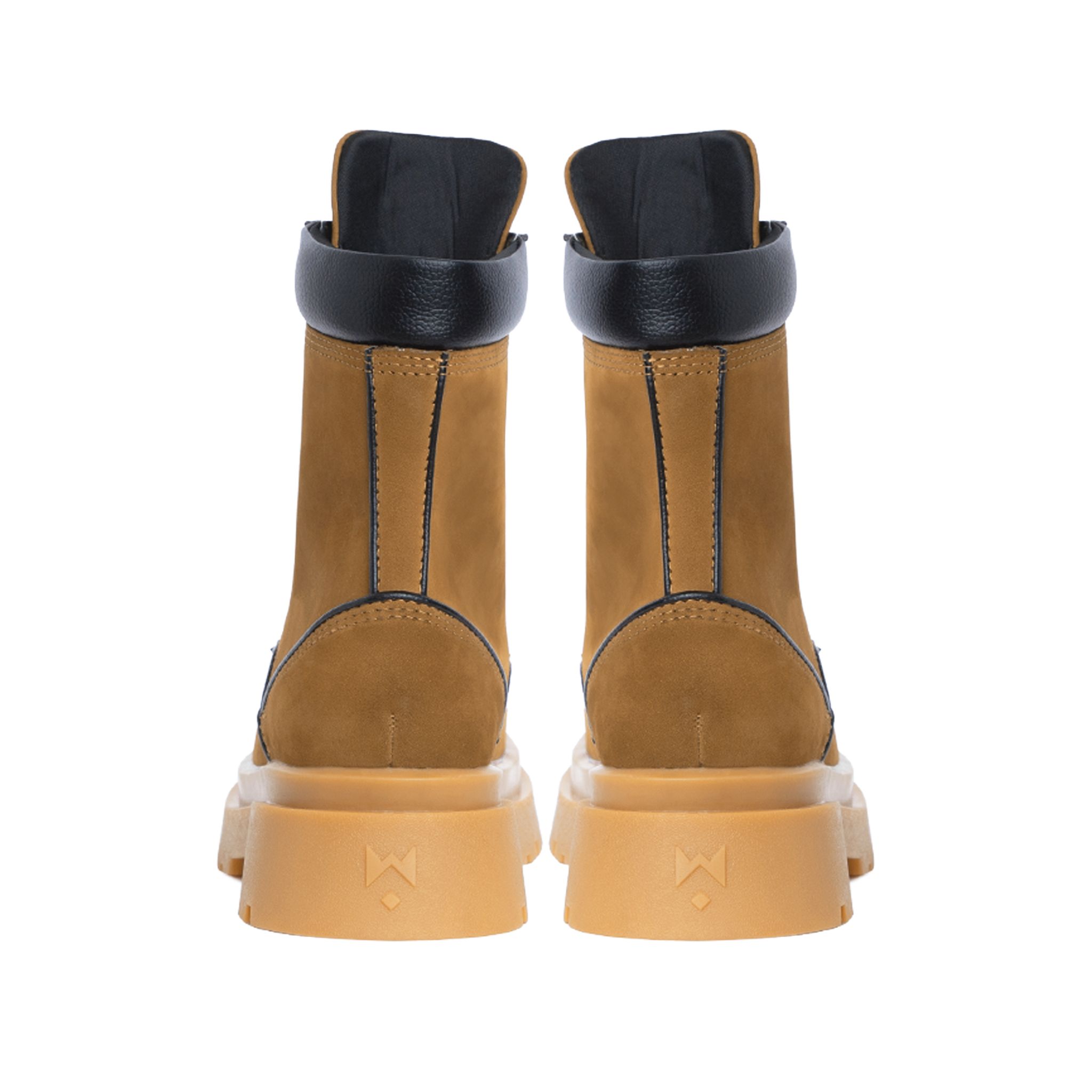 THE GIGANTIC WOLF COMBAT BOOT