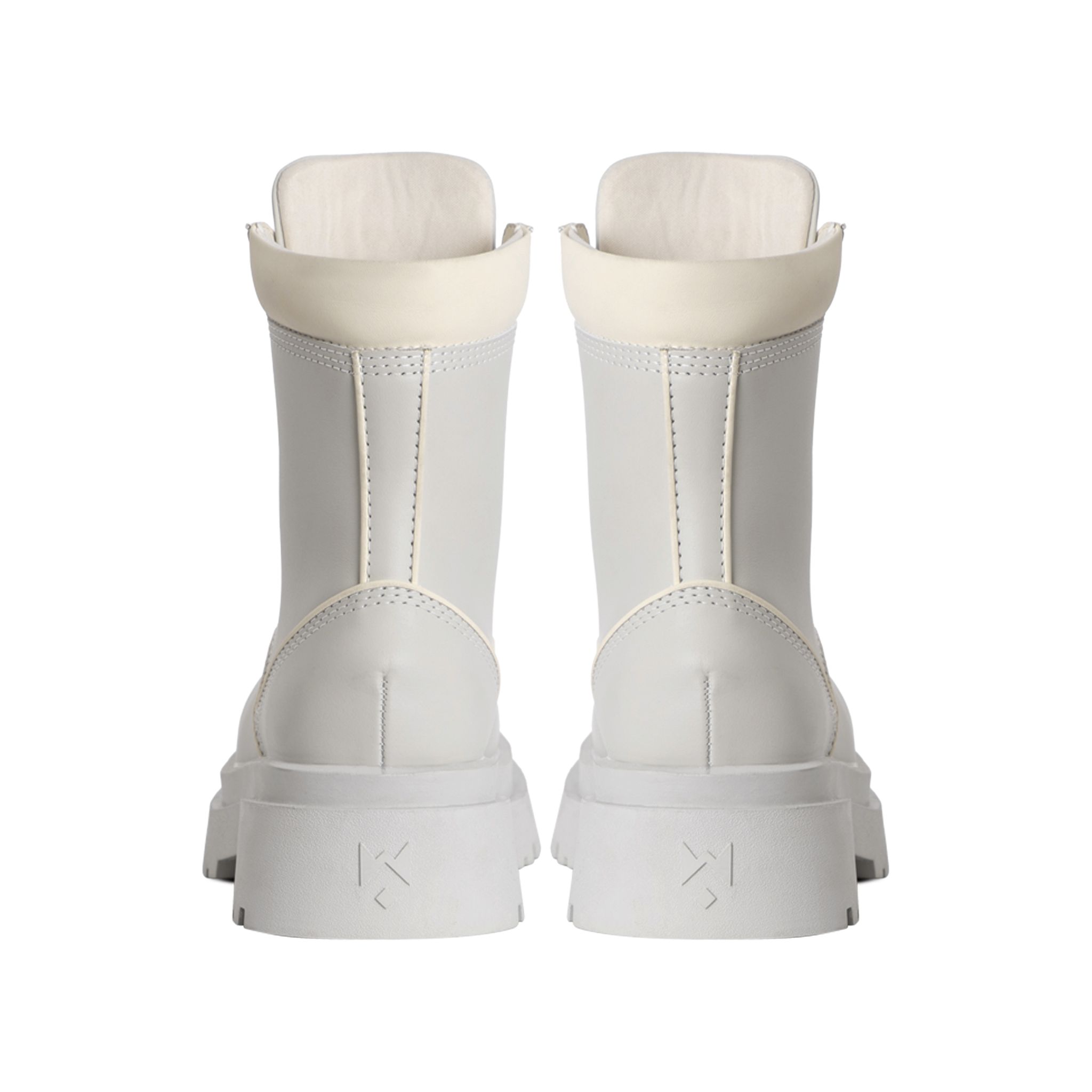 THE GIGANTIC WOLF COMBAT BOOT