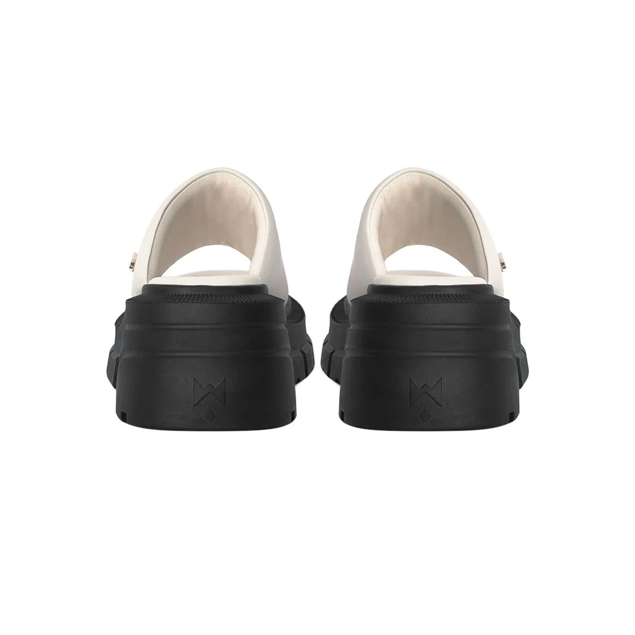 THE QUEEN WOLF MULE SANDAL - CREAM WHITE